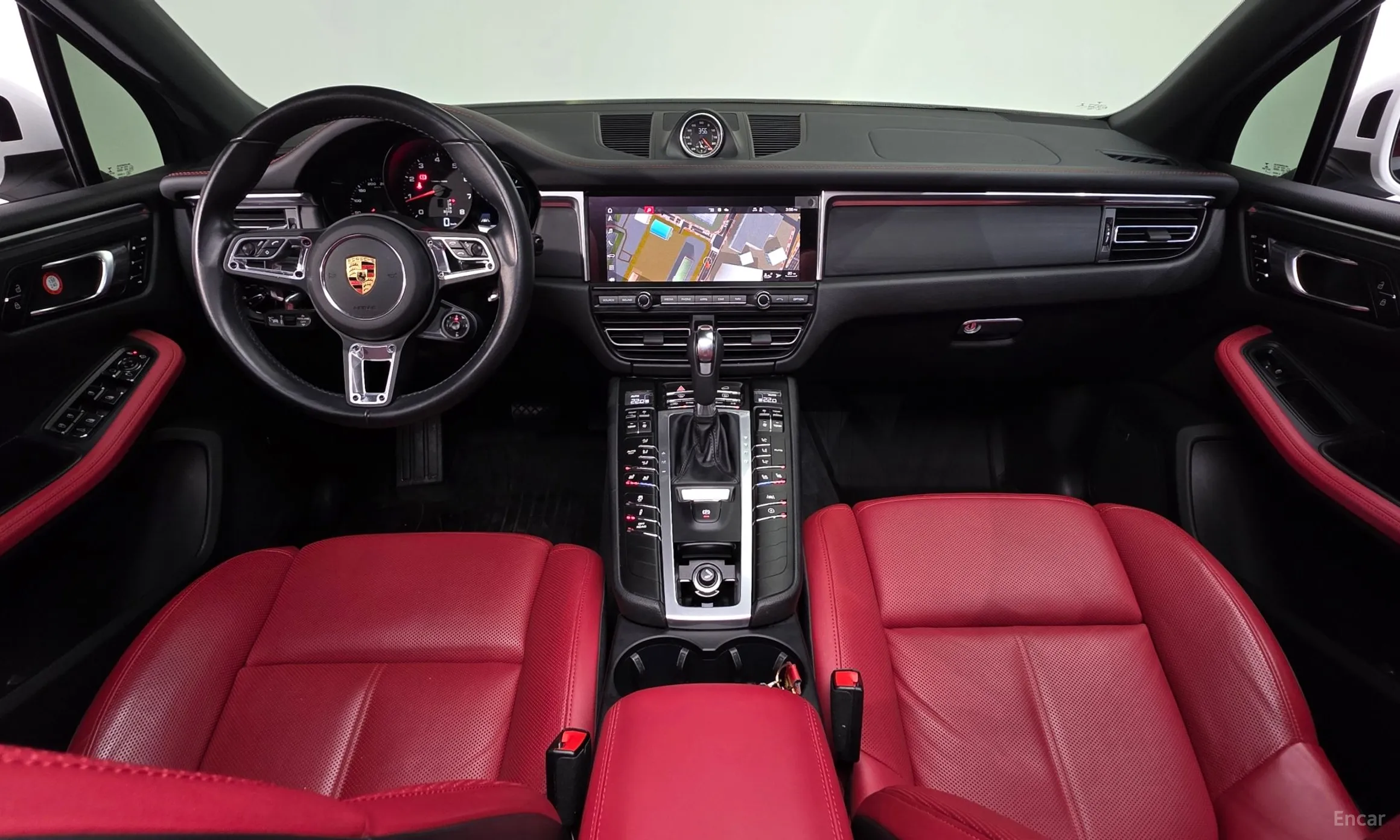 Porsche Macan превью 4