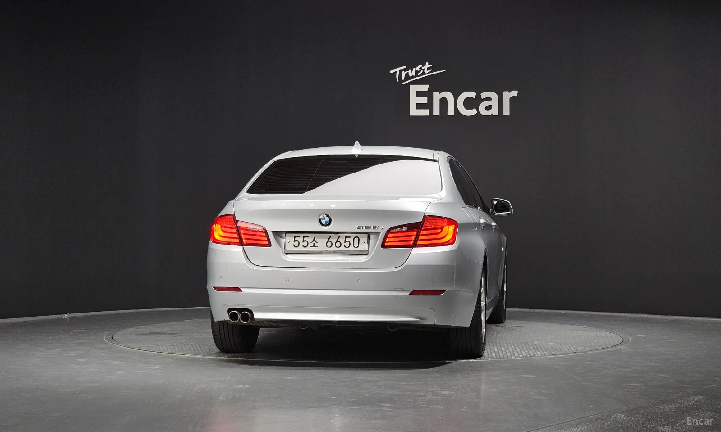 BMW 5 Series (F10) превью 3