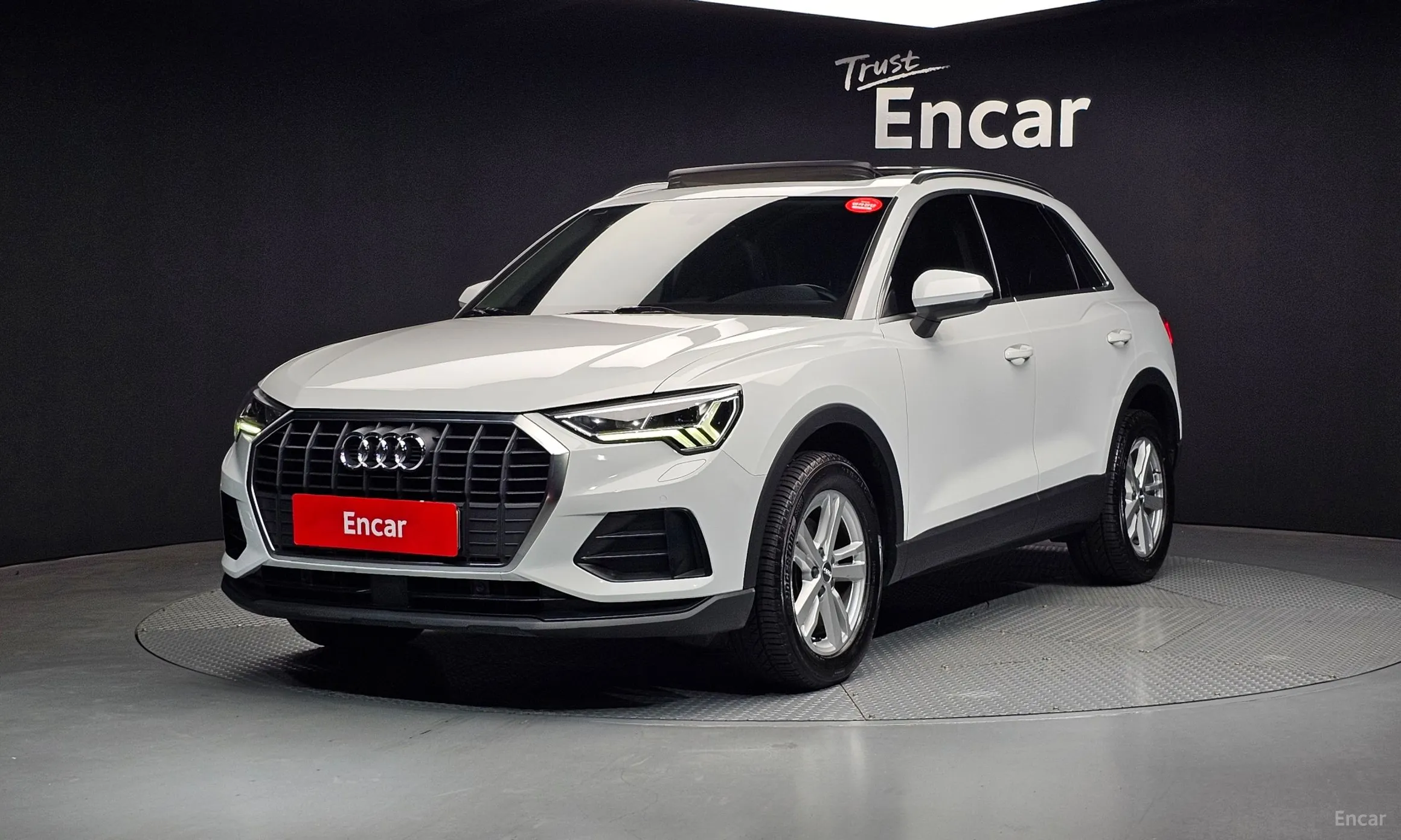 Audi Q3 (F3)