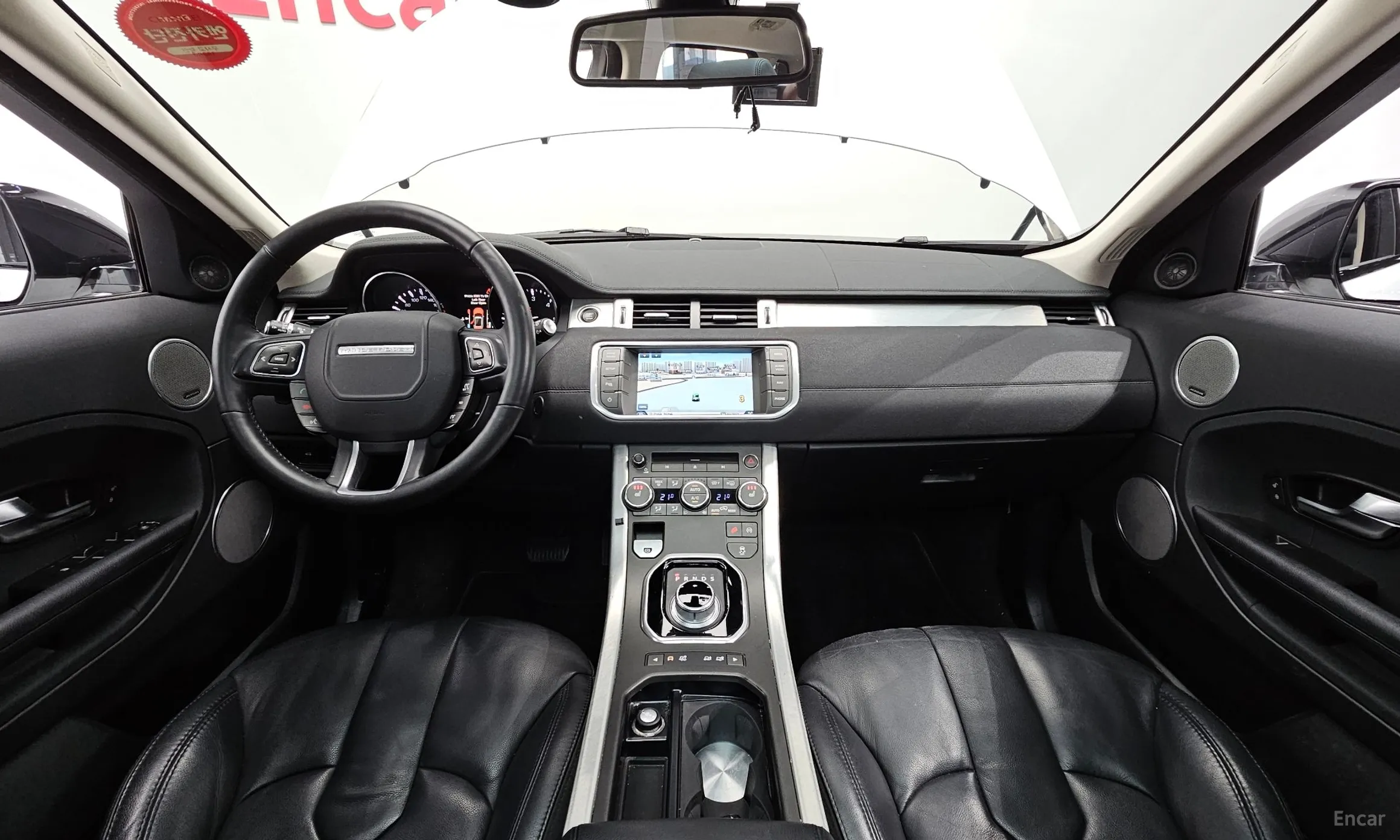 Land Rover Range Rover Evoque превью 4