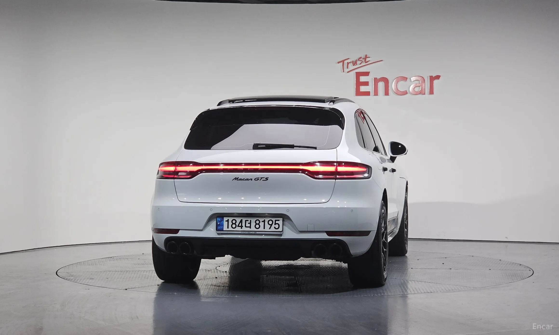 Porsche Macan превью 3