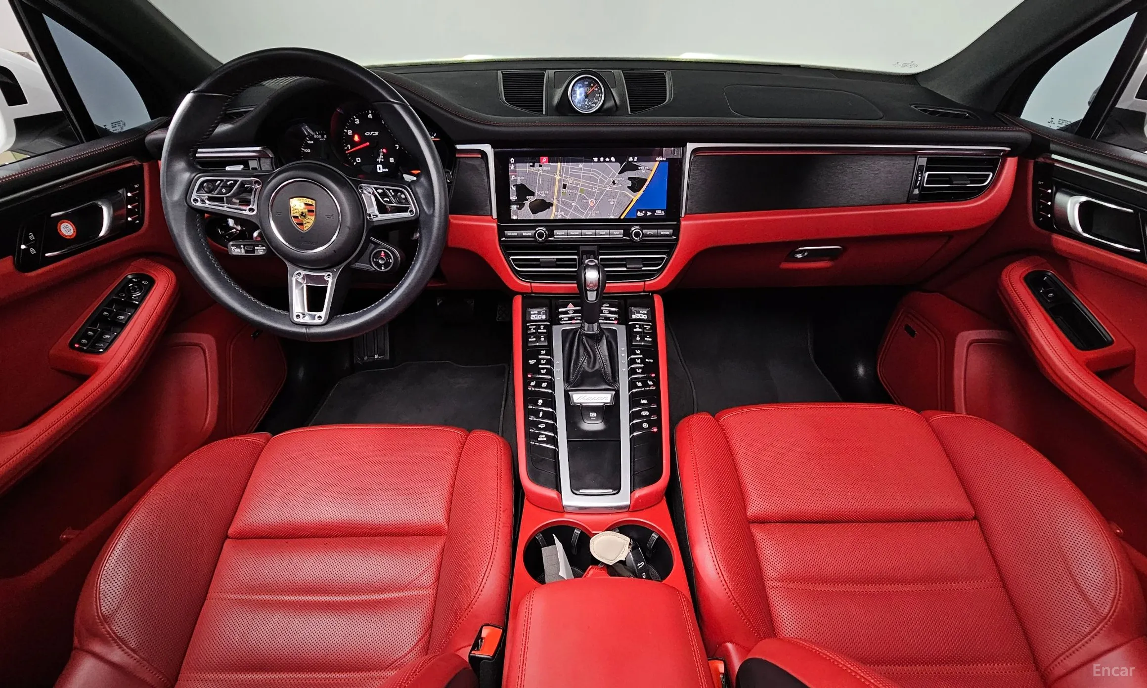 Porsche Macan превью 4