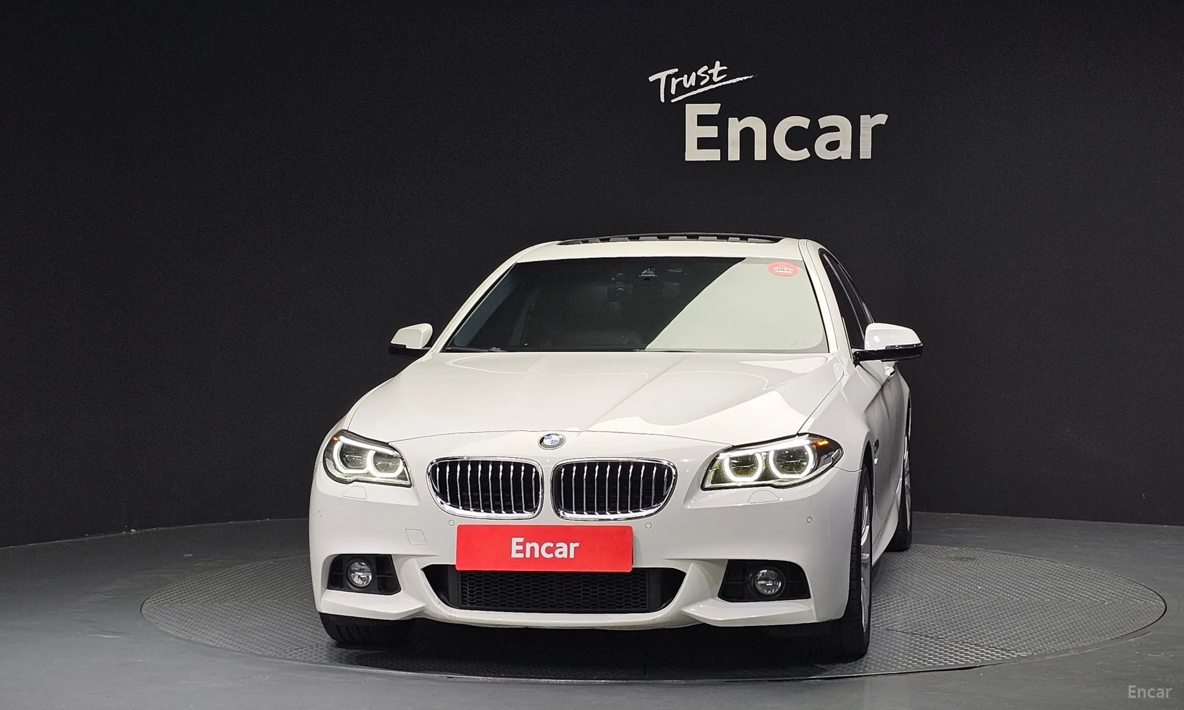 BMW 5 Series (F10) превью 2