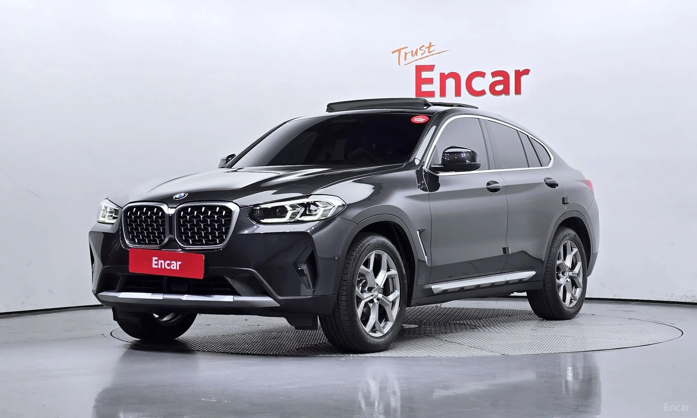 X4 (G02)