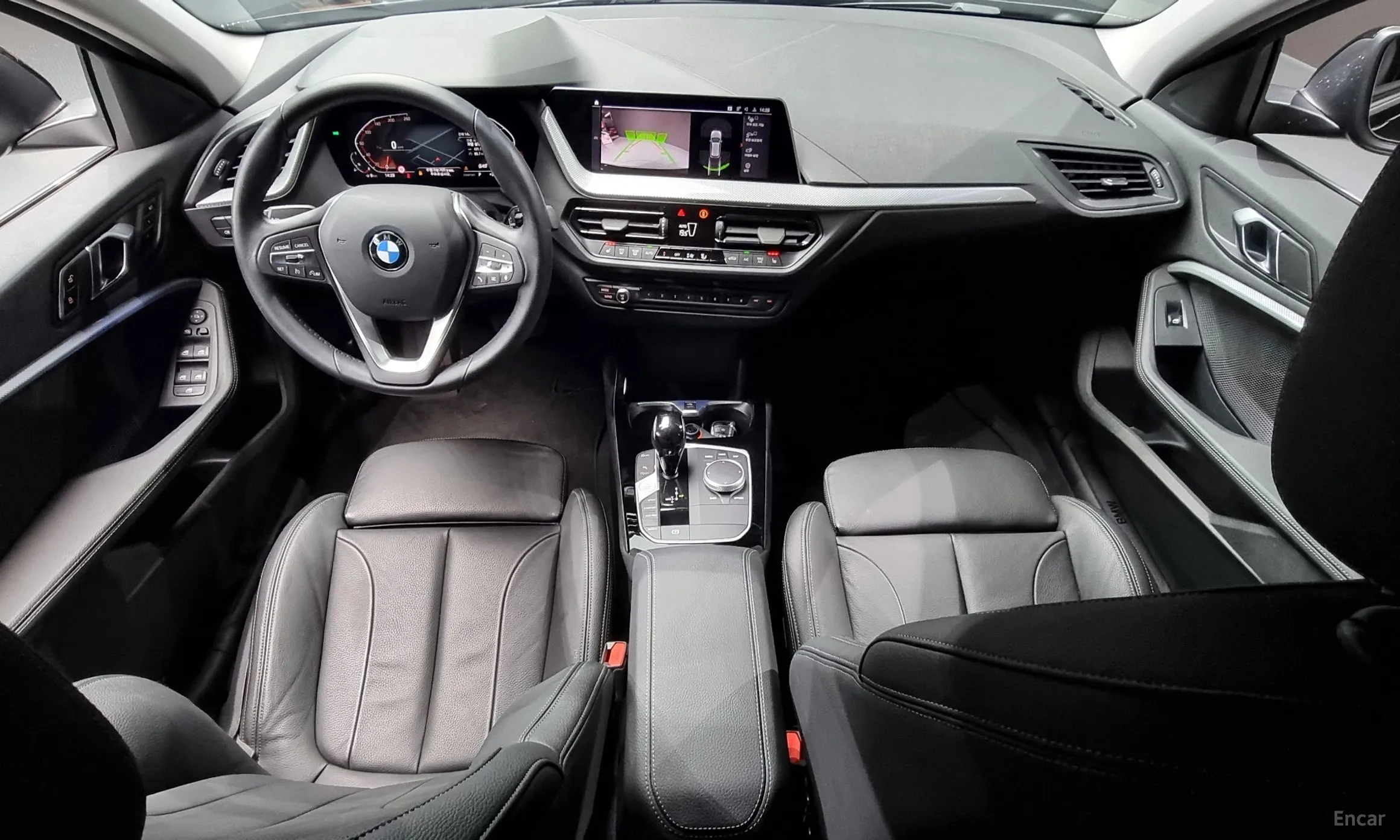 BMW 1 Series (F40) превью 4