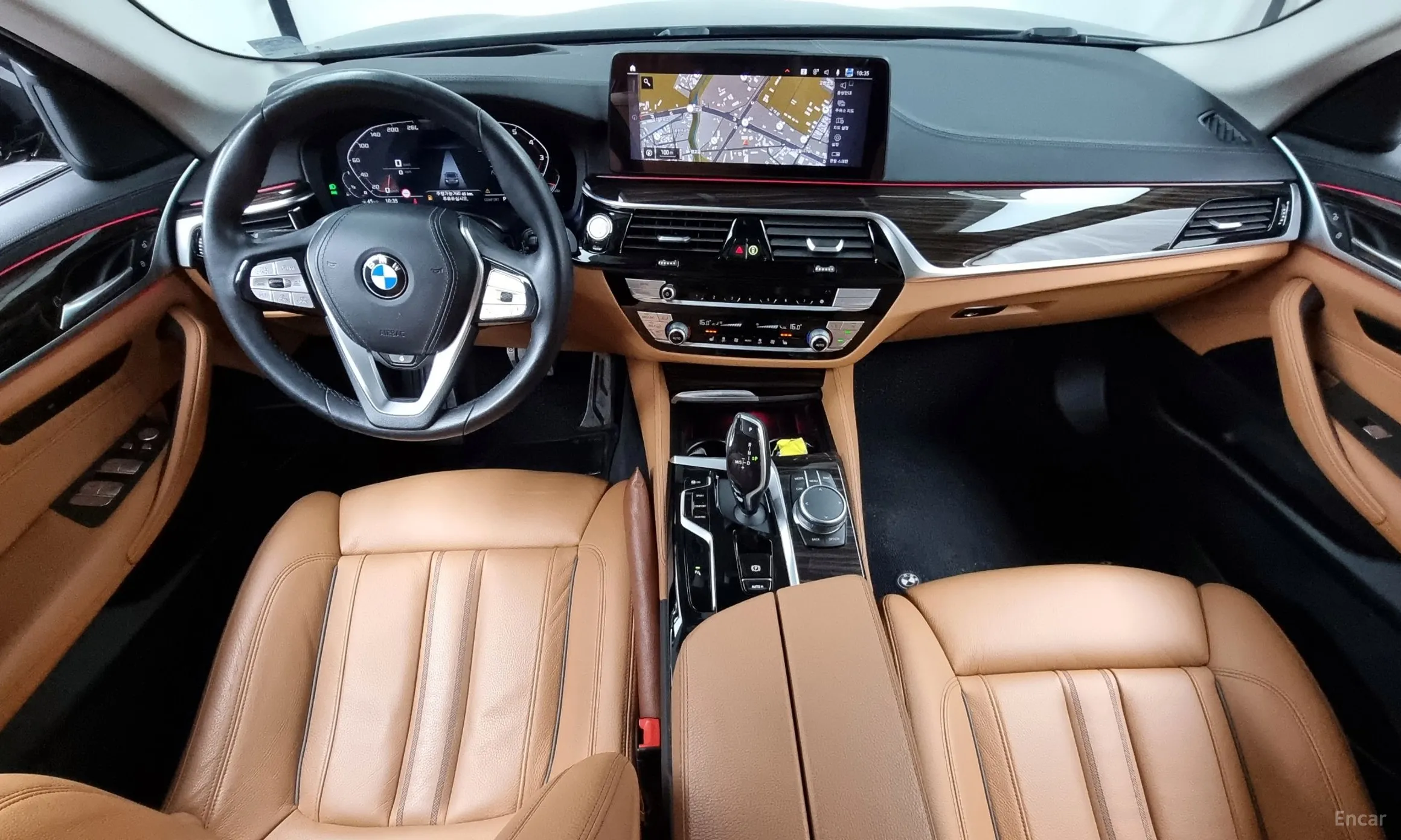 BMW 5 Series (G30) превью 4