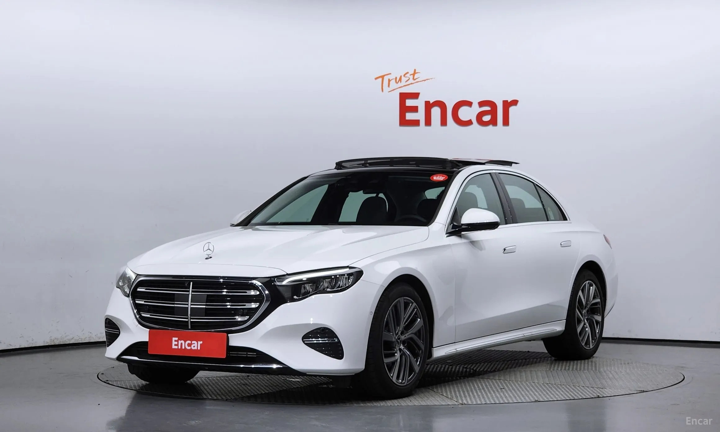 E-Class W214