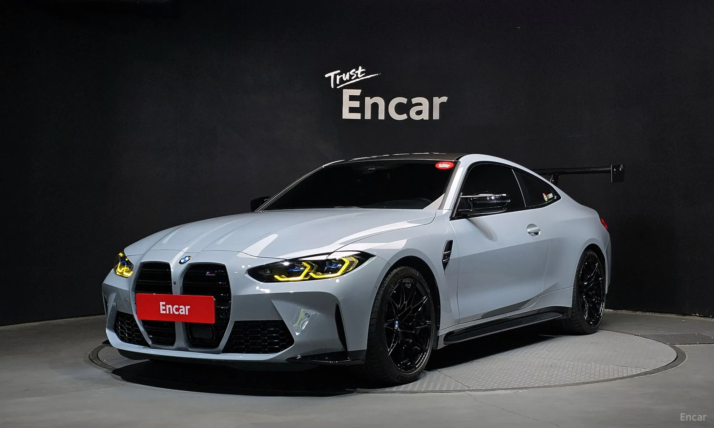 BMW M4 (G82)