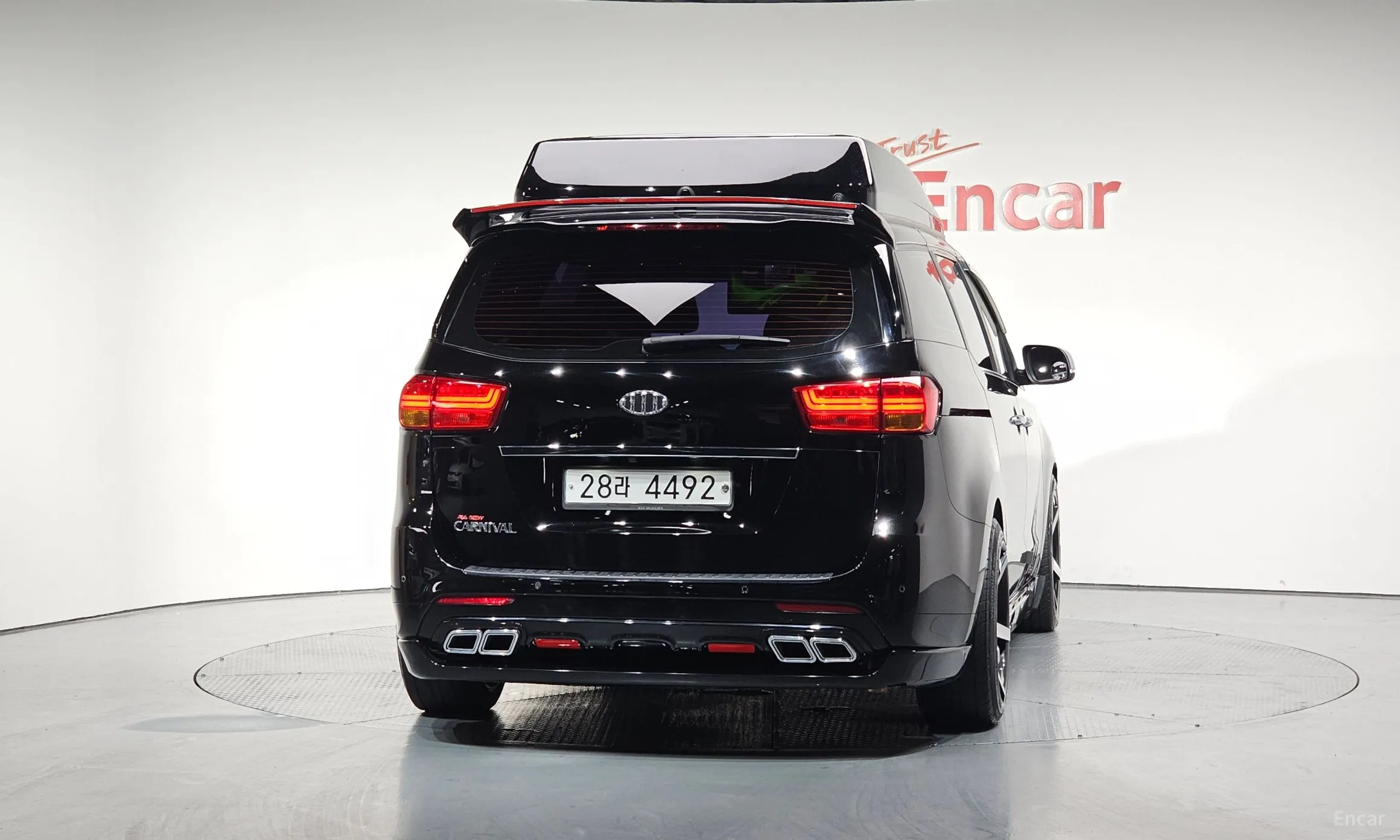 Kia Carnival превью 3