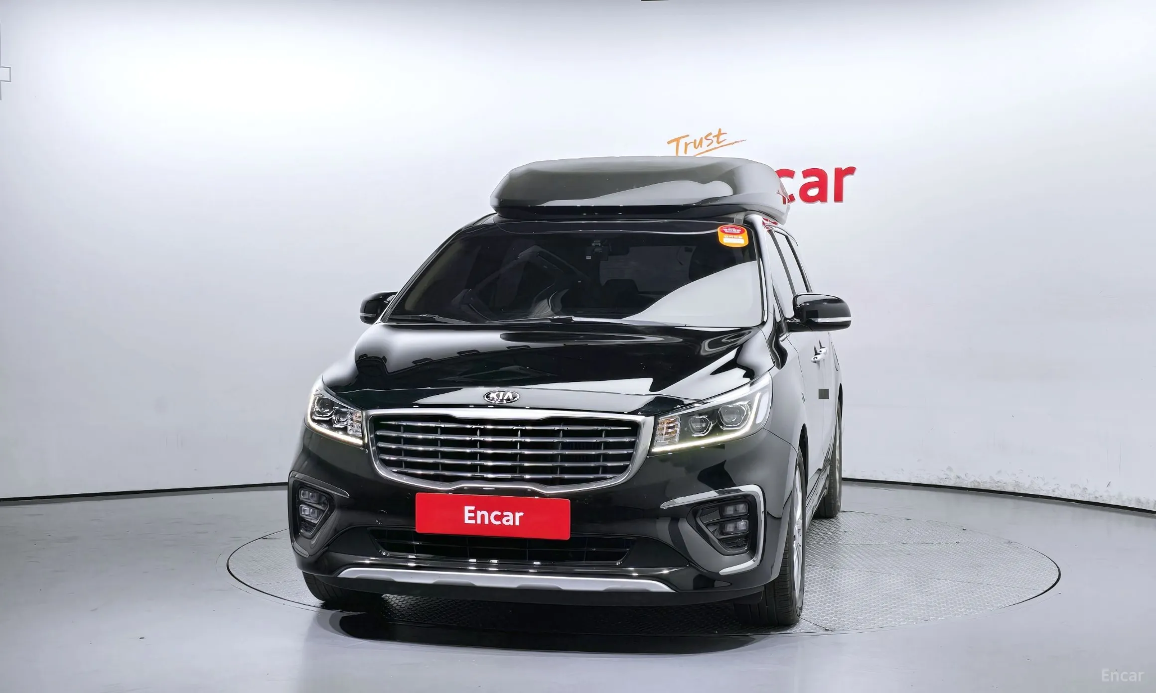 Kia Carnival превью 2