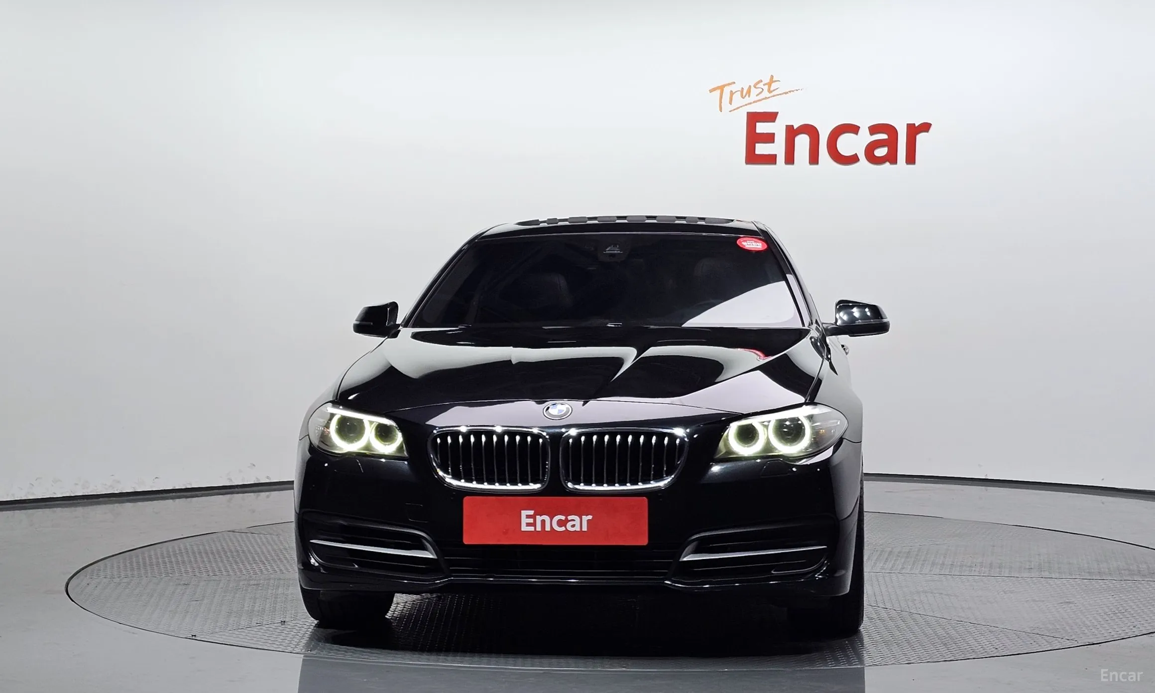 BMW 5 Series (F10) превью 2
