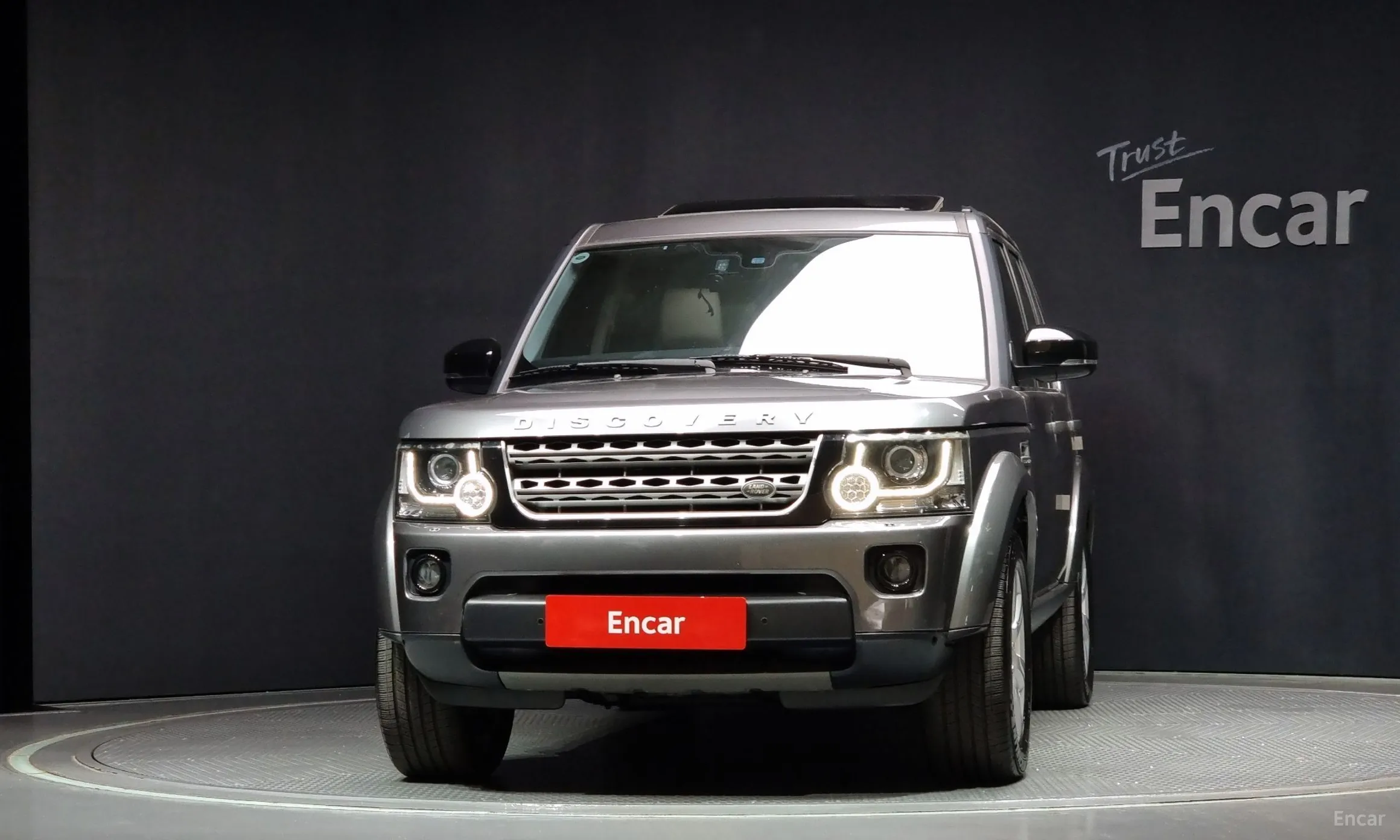 Land Rover Discovery 4 превью 2
