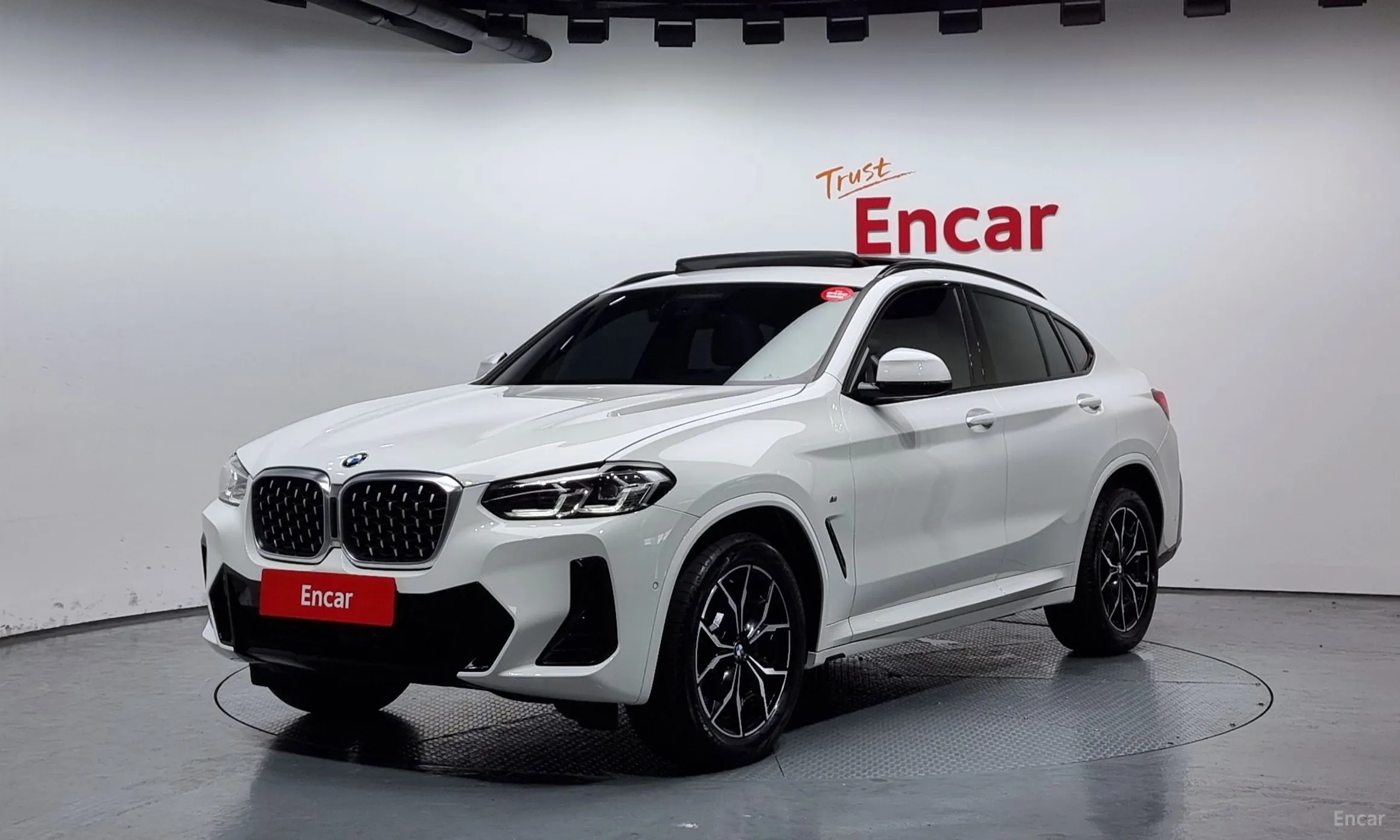X4 (G02)