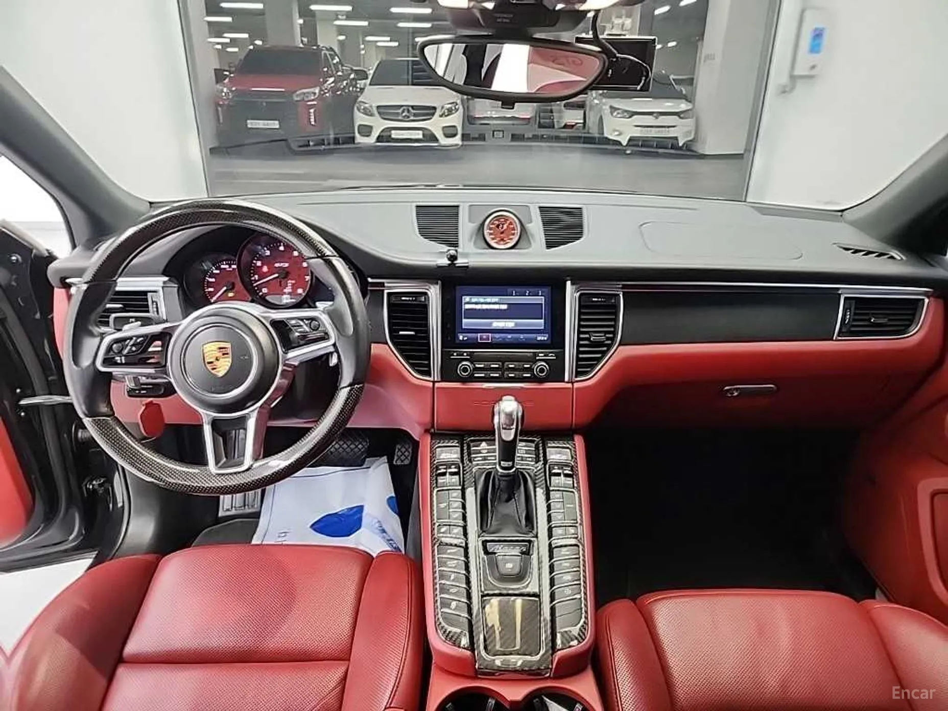 Porsche Macan превью 4
