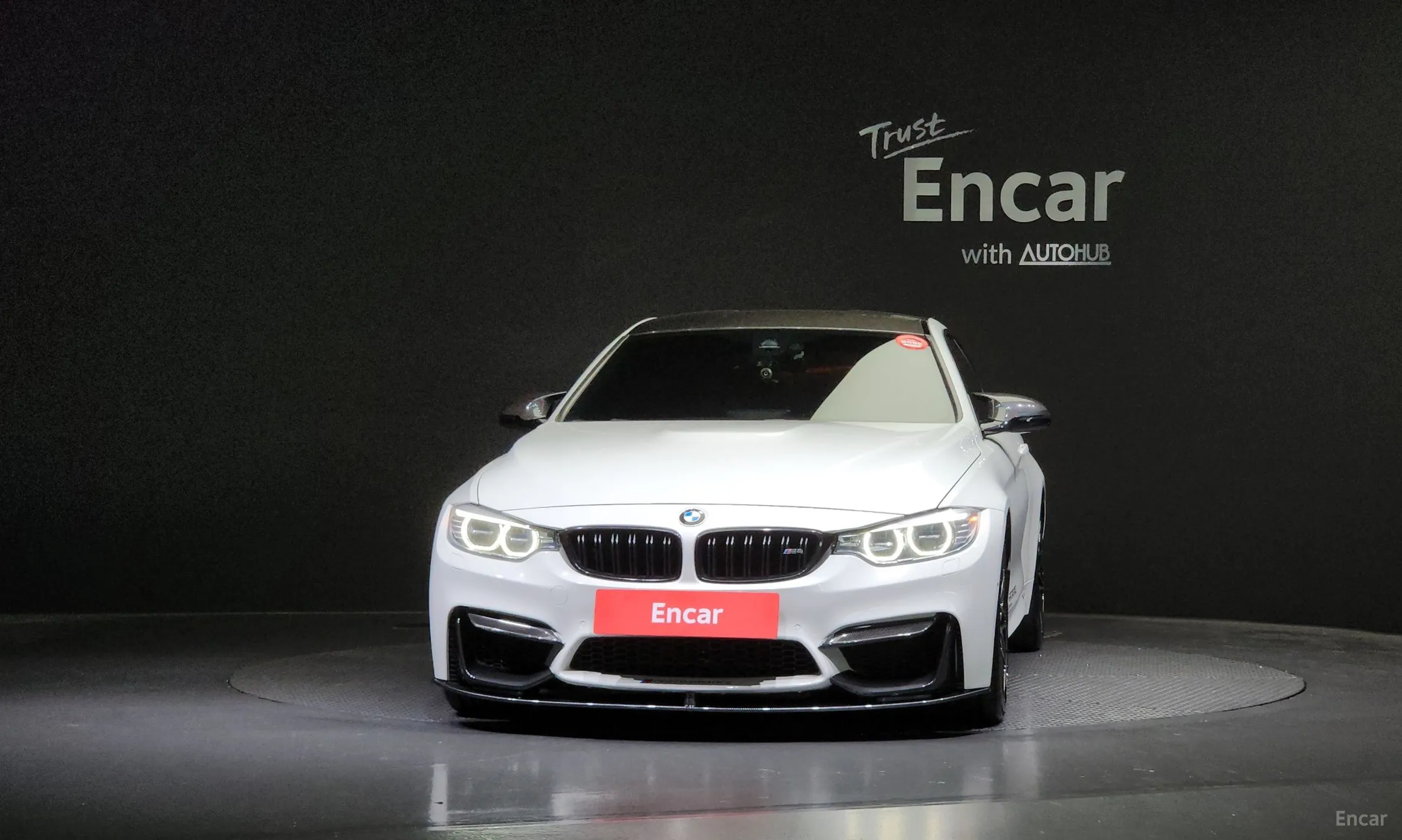 BMW M4 (F82)
