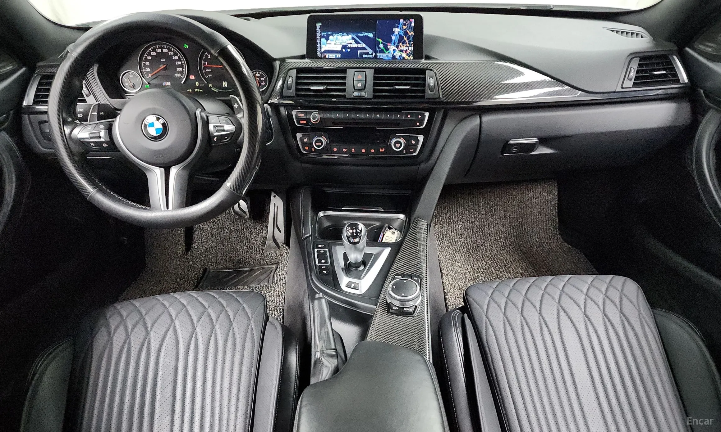BMW M4 (F82) превью 4