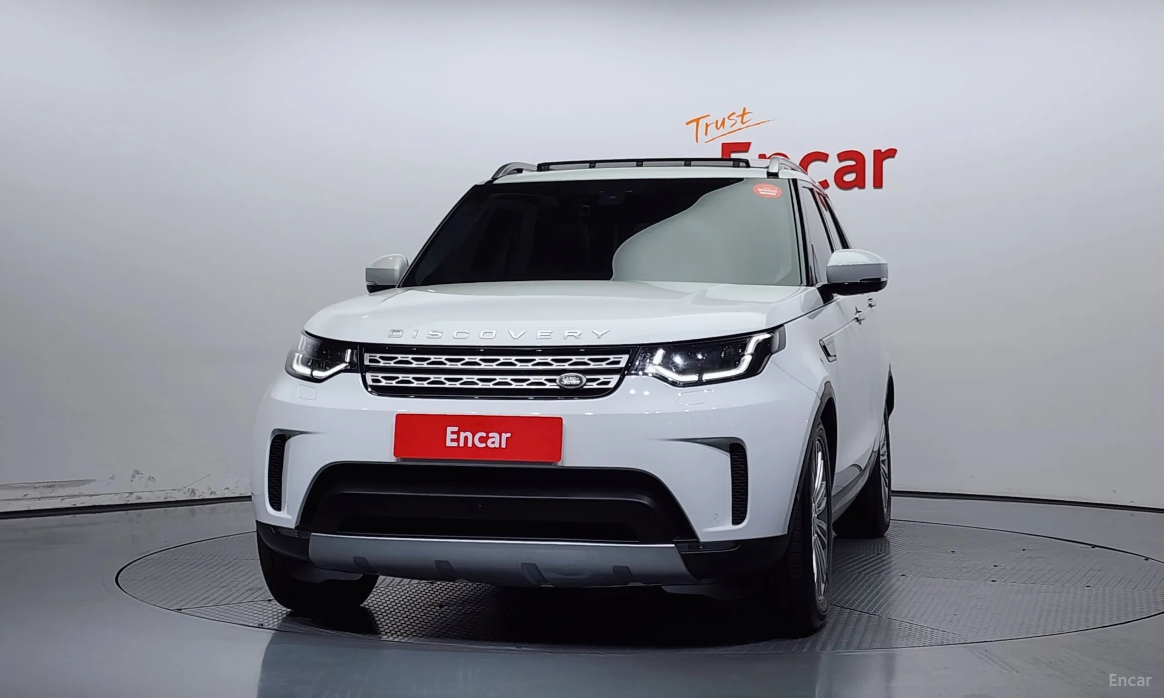 Land Rover Discovery 5 превью 2