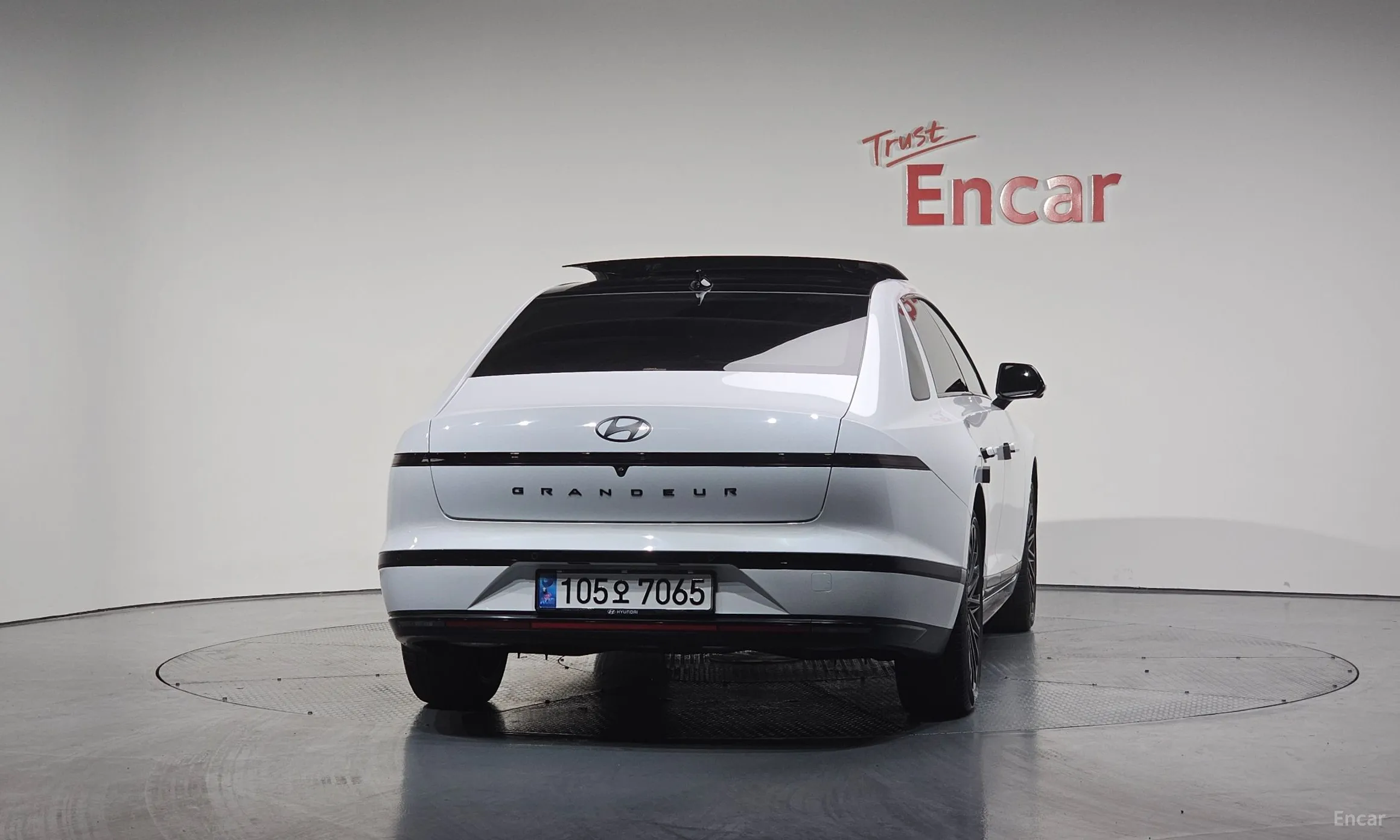 Hyundai Grandeur Hybrid (GN7) превью 3