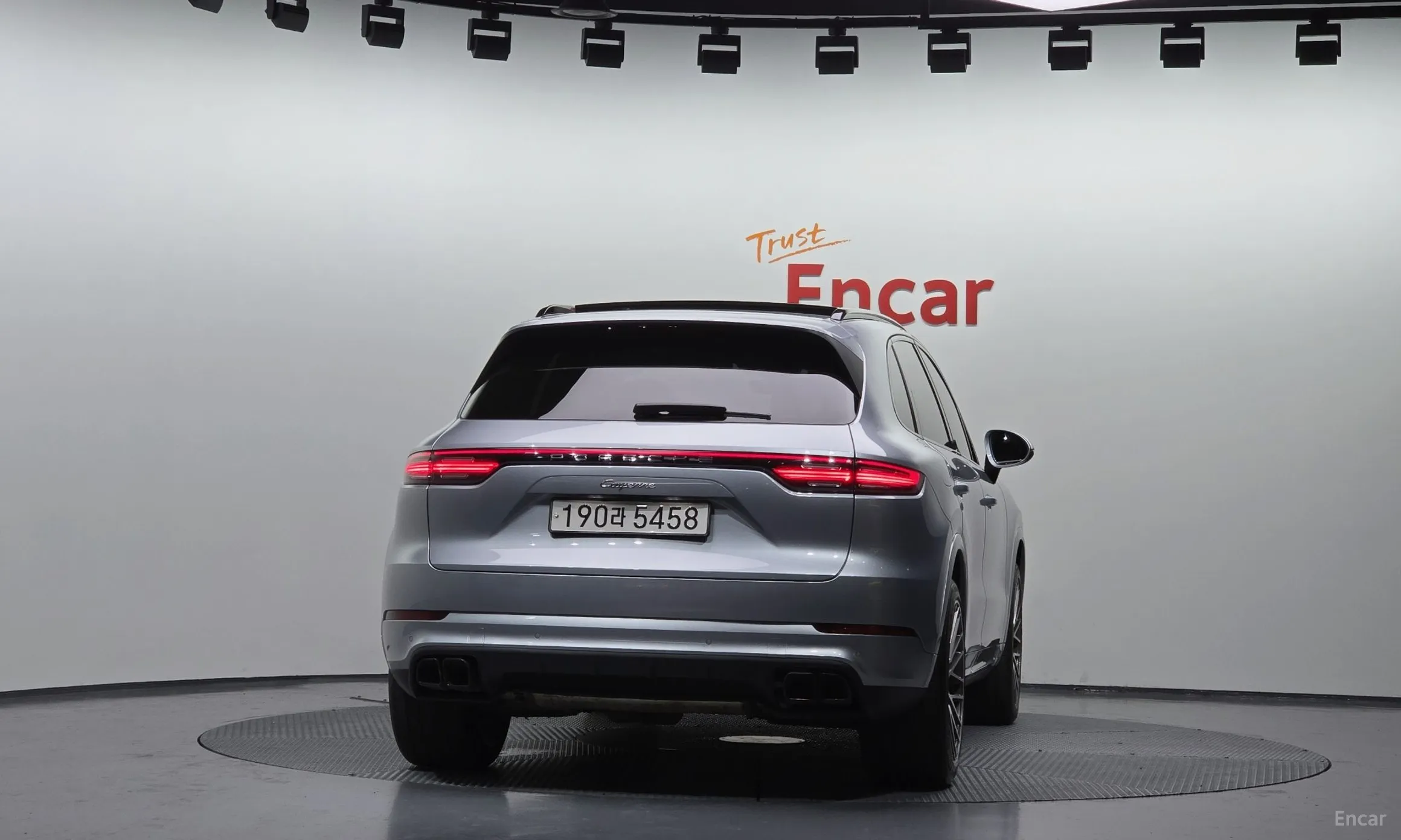 Porsche Cayenne (PO536) превью 3