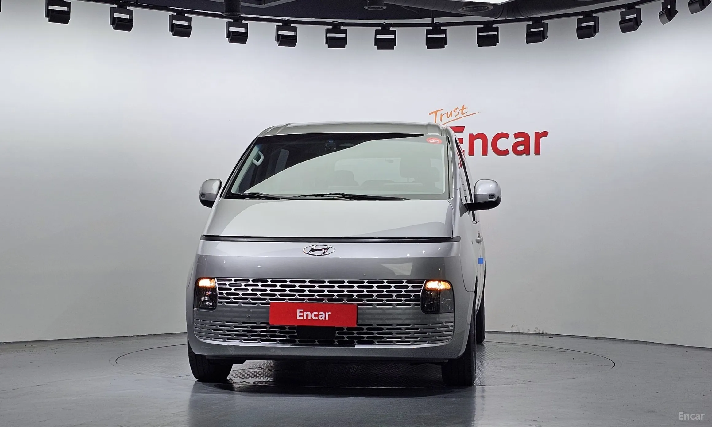 Hyundai Staria превью 2