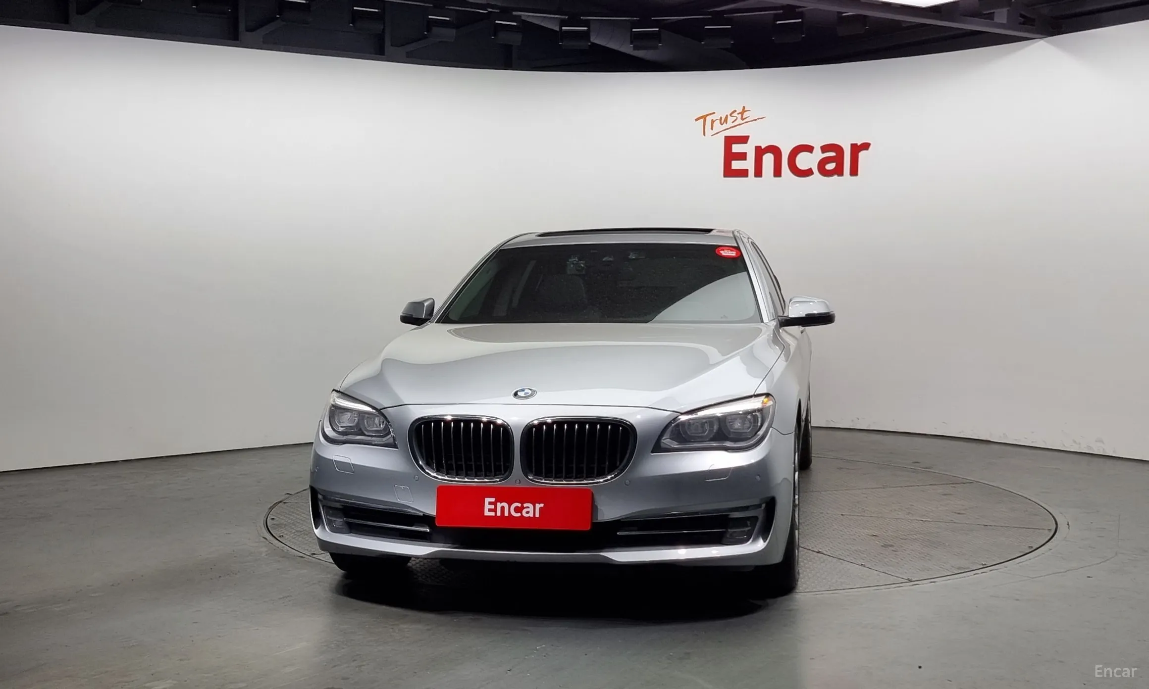 BMW 7 Series (F01)