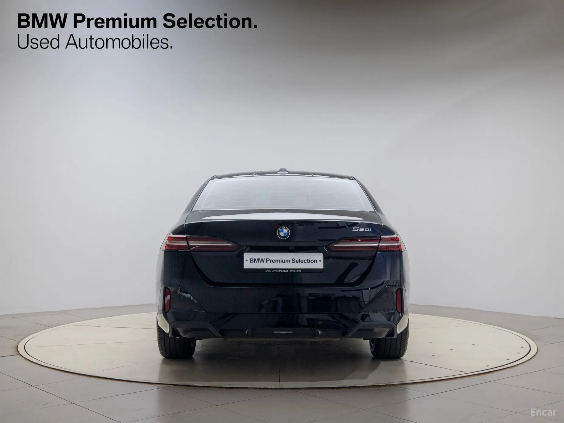 BMW 5 Series (G60) превью 3