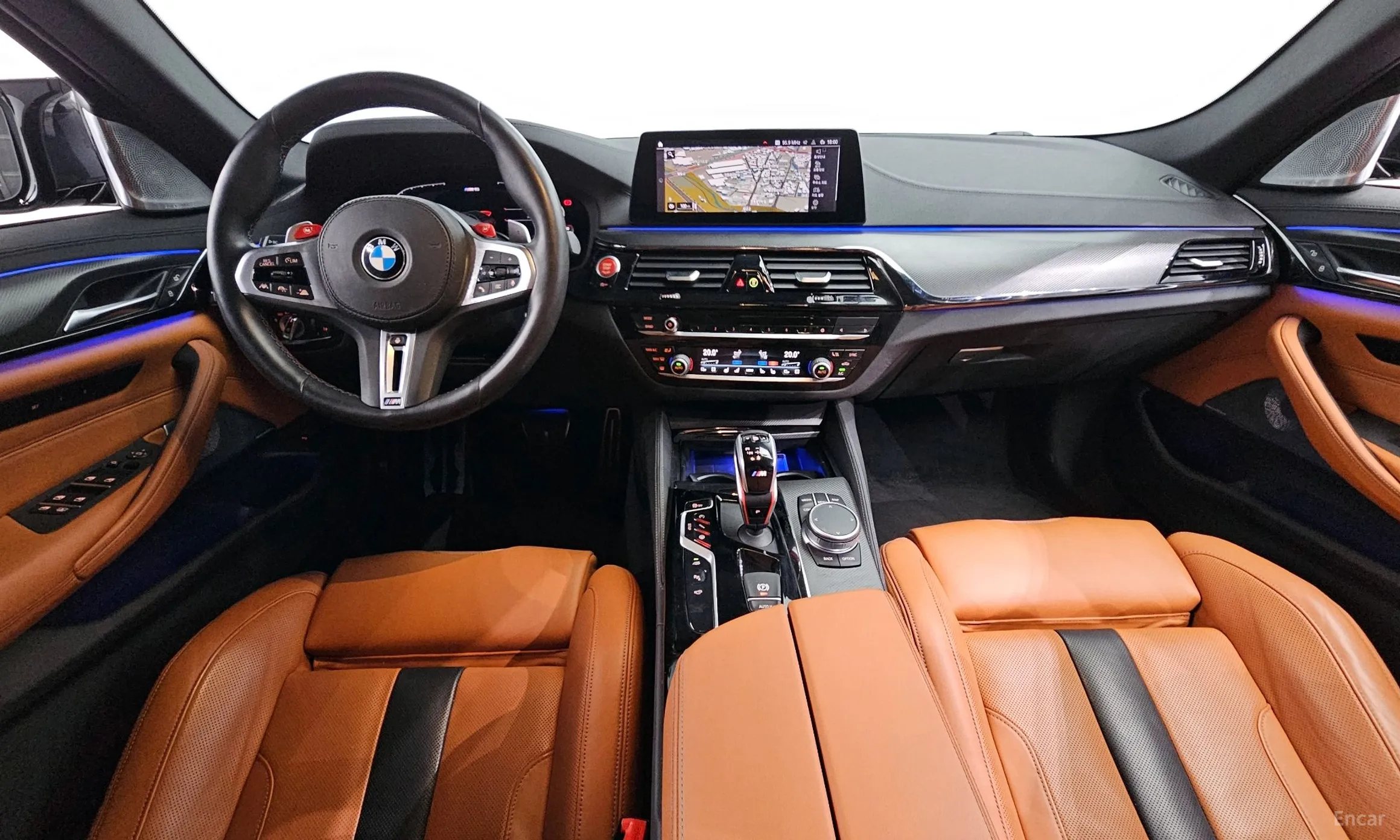 BMW M5 (F90) превью 4