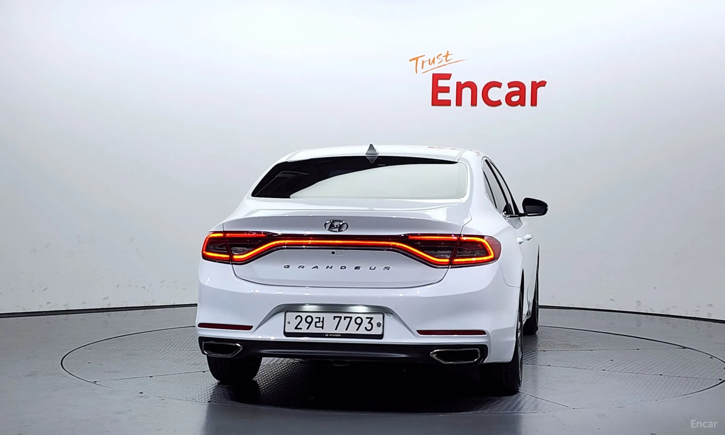 Hyundai Grandeur IG превью 3