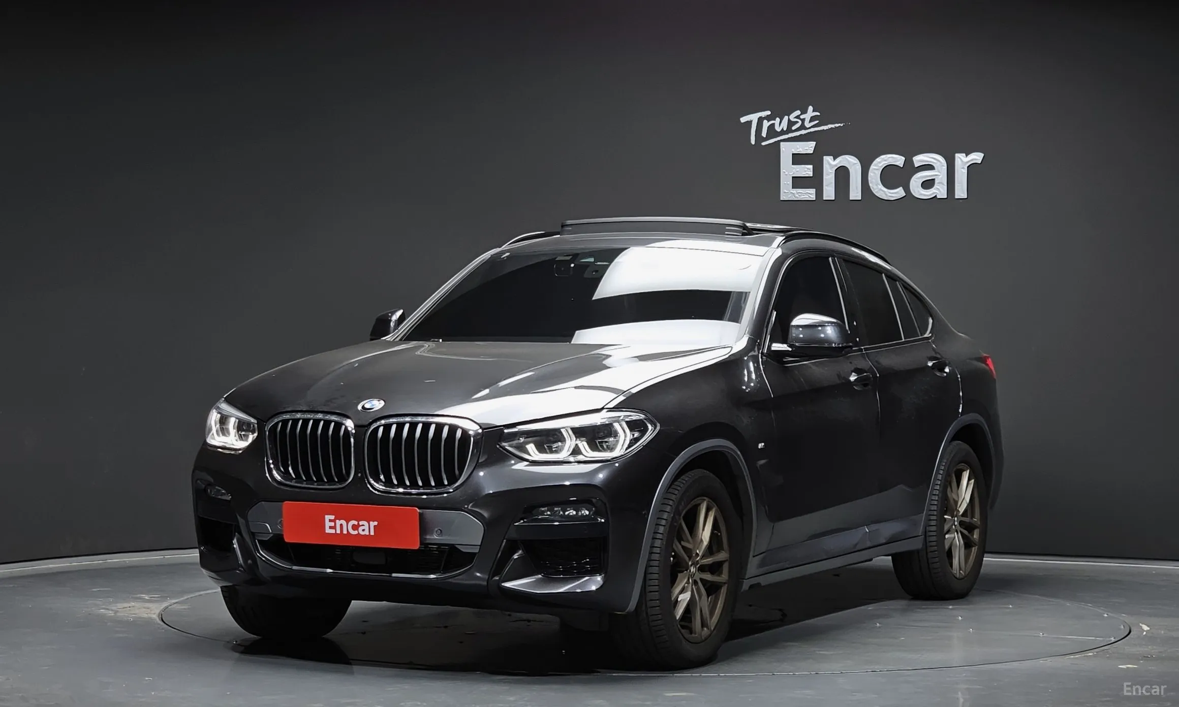 X4 (G02)