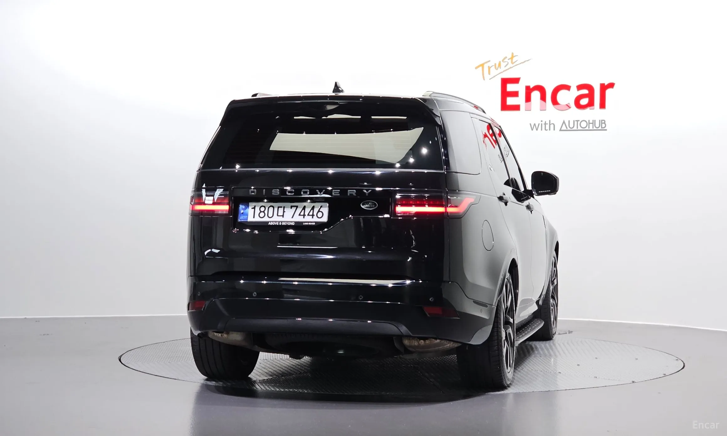 Land Rover Discovery 5 превью 3
