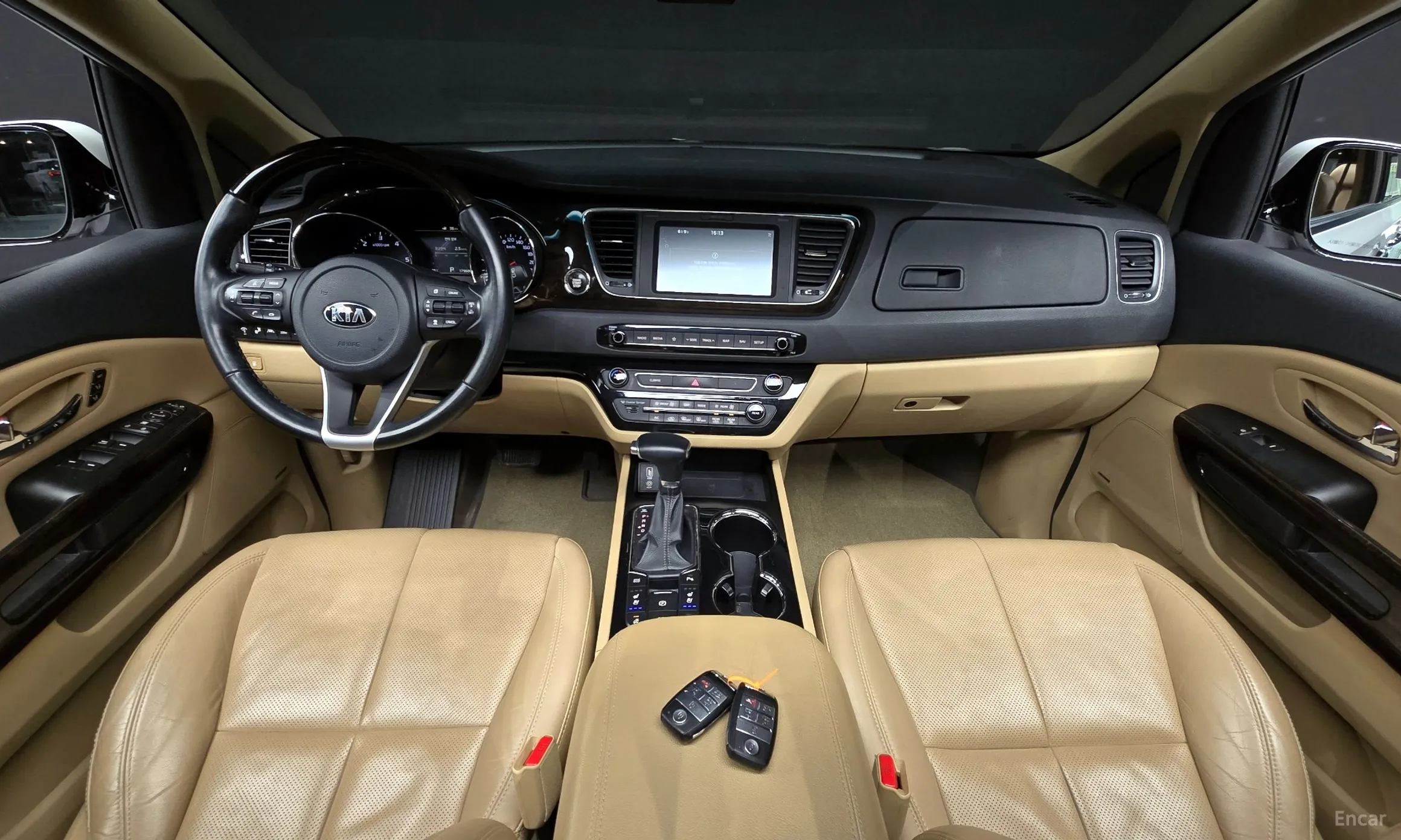 Kia Carnival превью 4