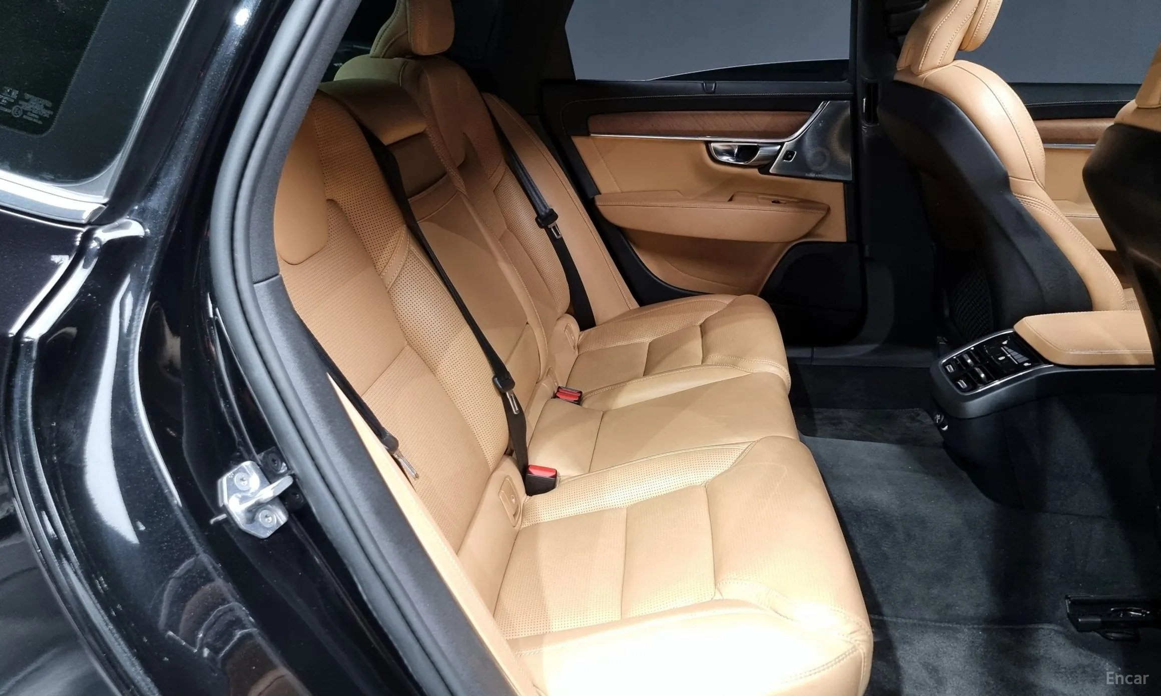Volvo S90 превью 12