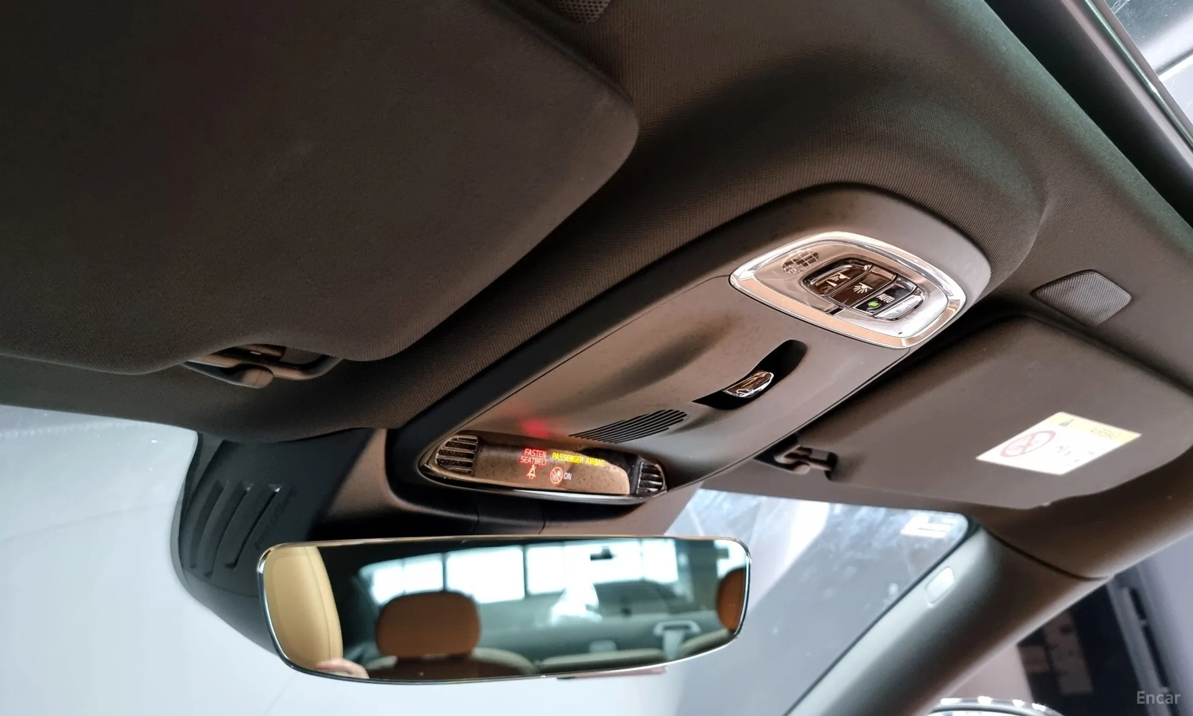 Volvo S90 превью 19