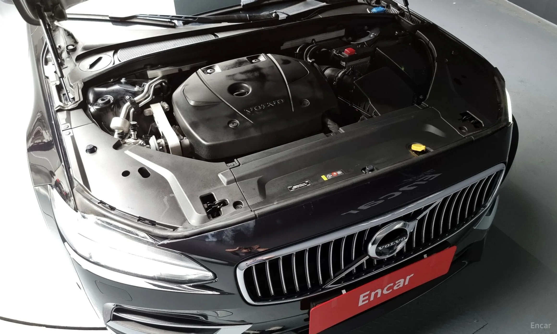 Volvo S90 превью 6