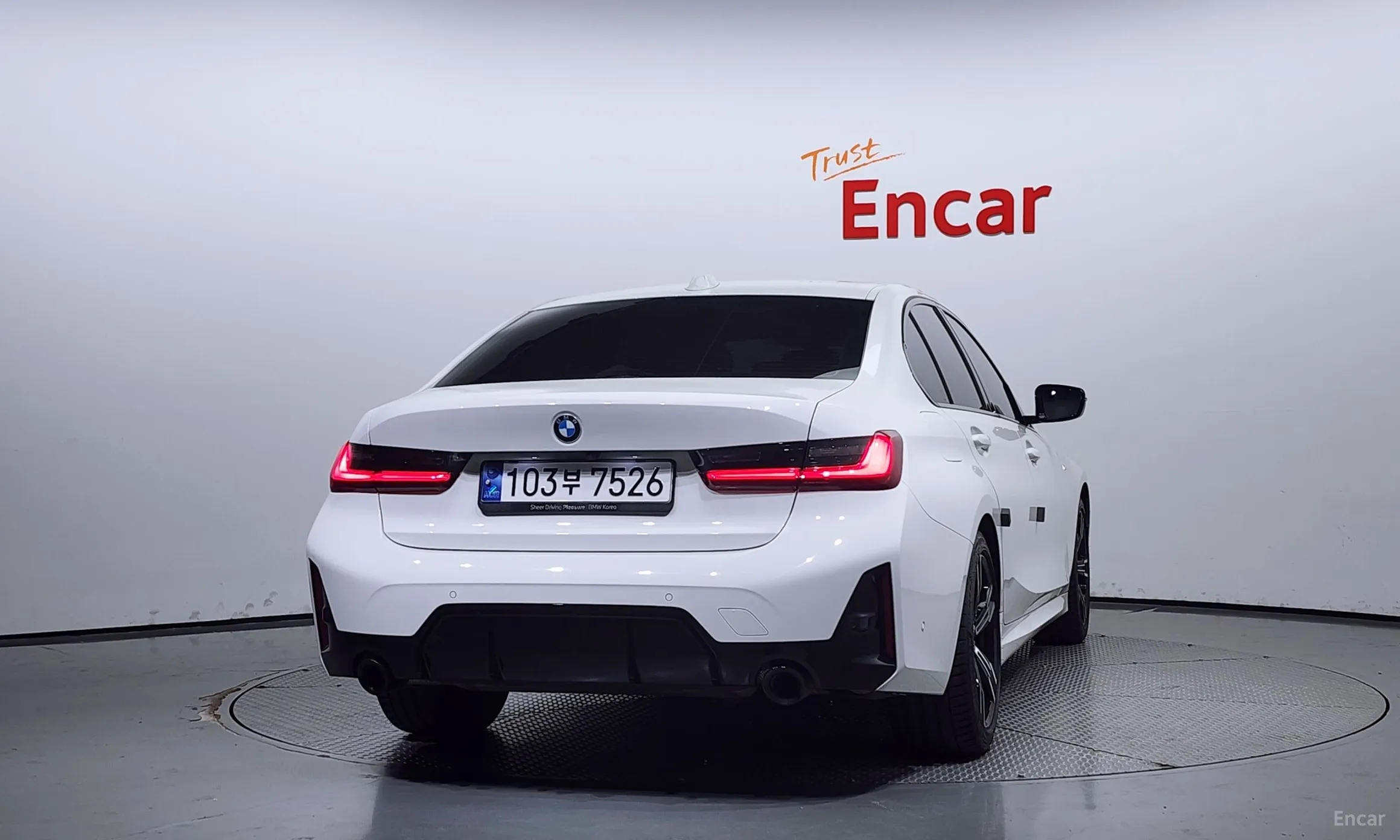 BMW 3 Series (G20) превью 3