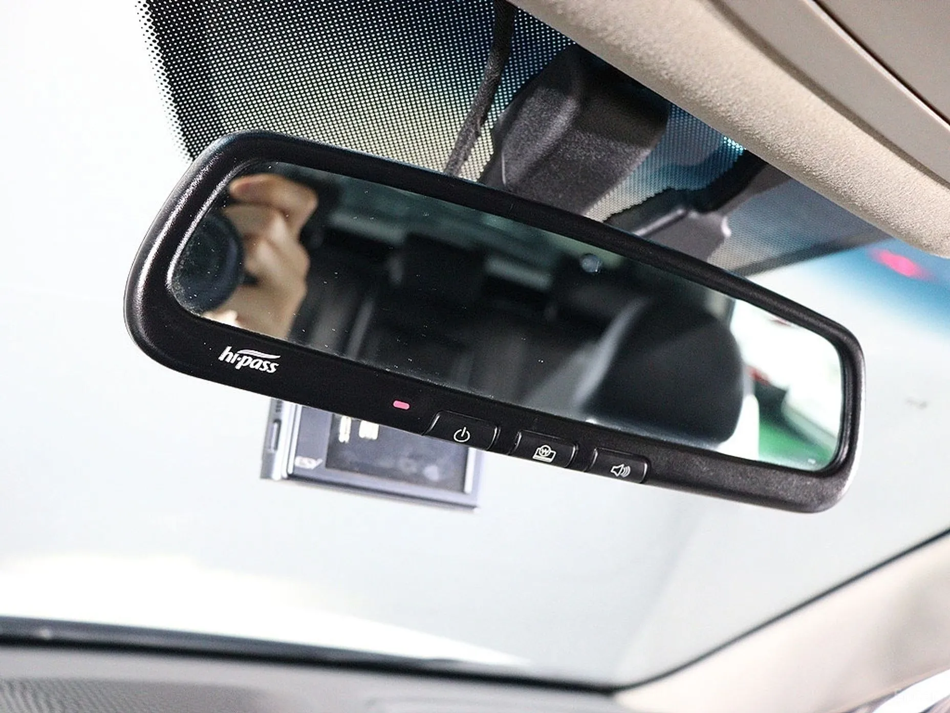 KG Mobility (SsangYong) Berry New Tivoli превью 4
