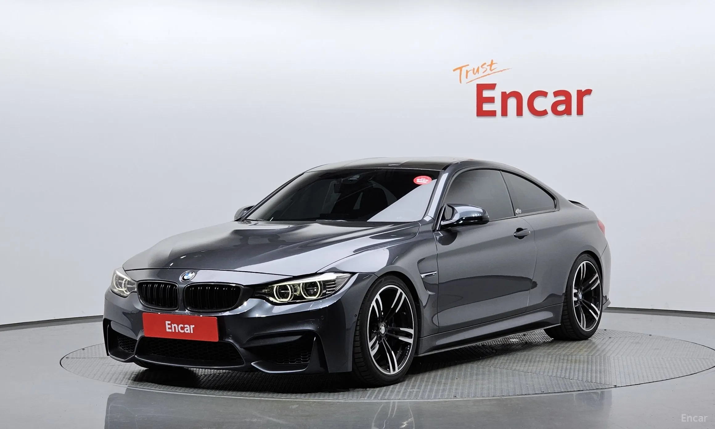 BMW M4 (F82)