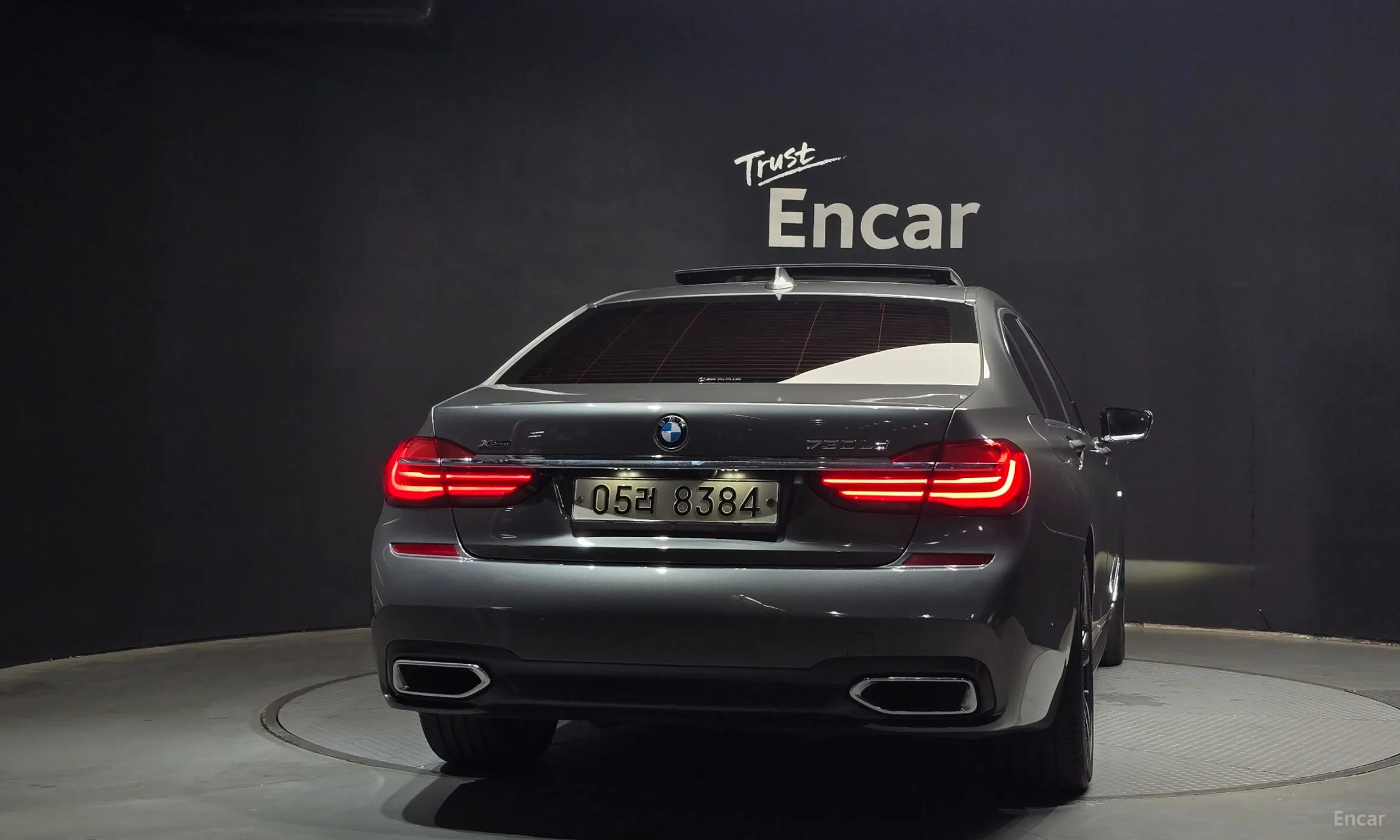 BMW 7 Series (G11) превью 3