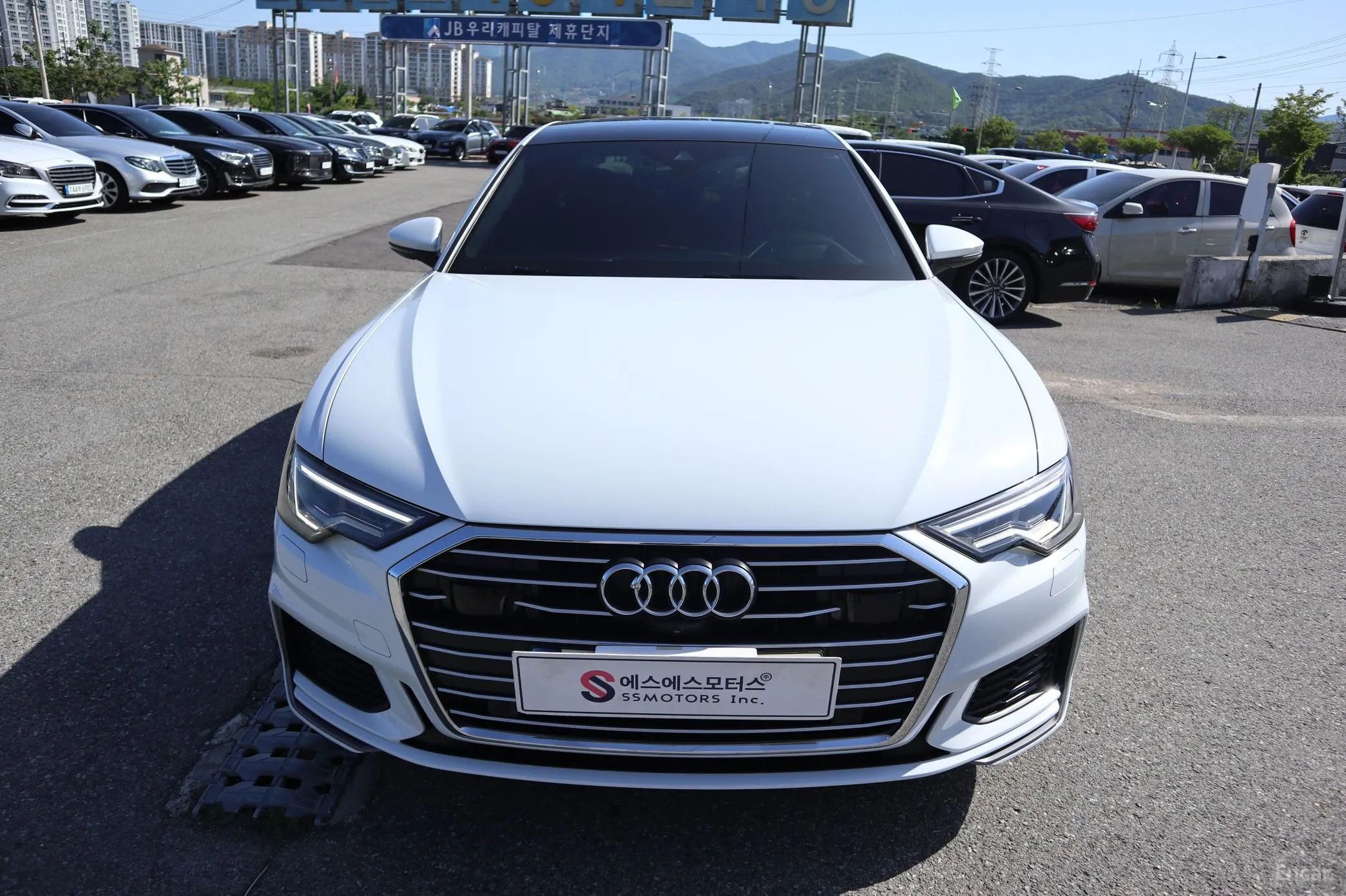 Audi A6 (C8) превью 2