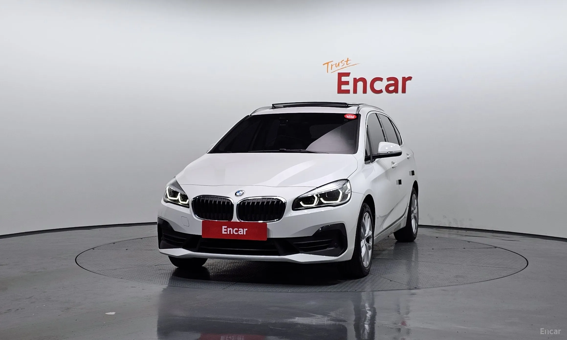 BMW 2-Series Active Tourer (F45) превью 2