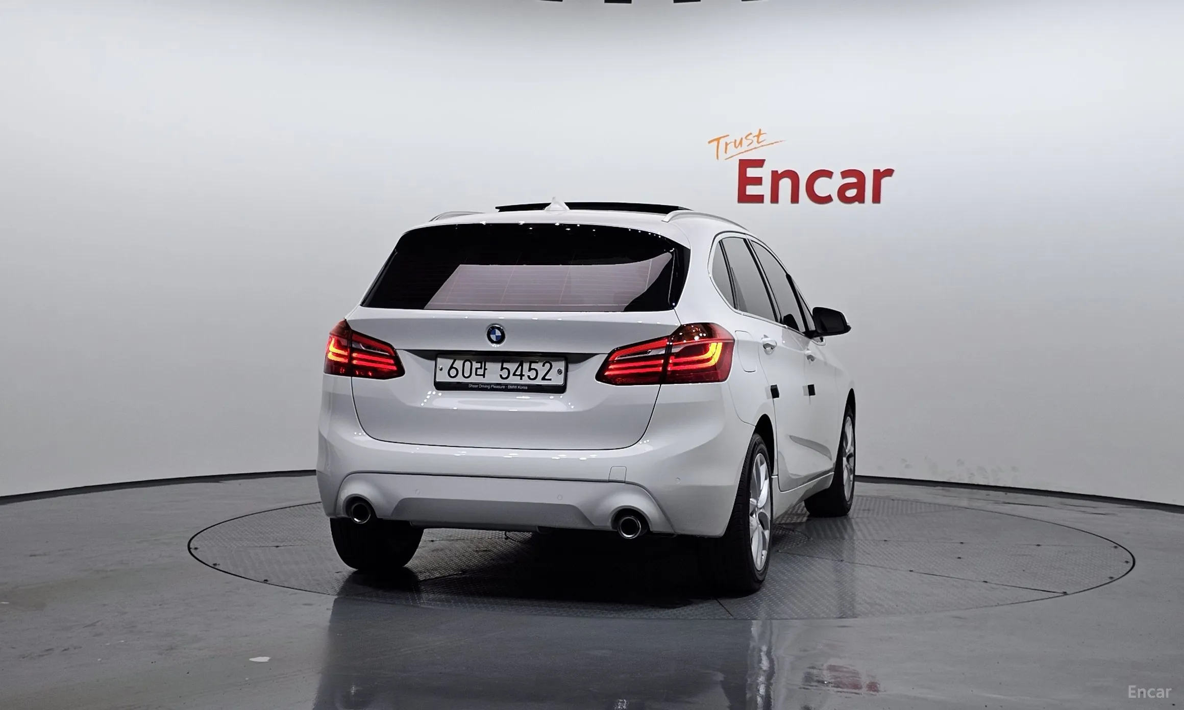 BMW 2-Series Active Tourer (F45) превью 3