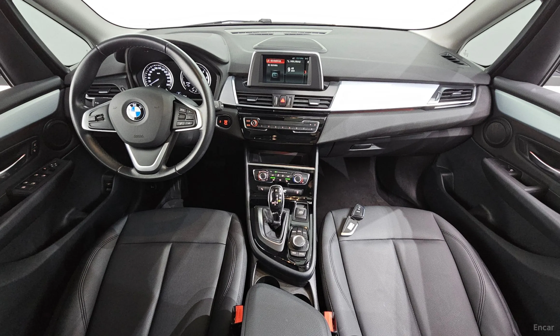 BMW 2-Series Active Tourer (F45) превью 4