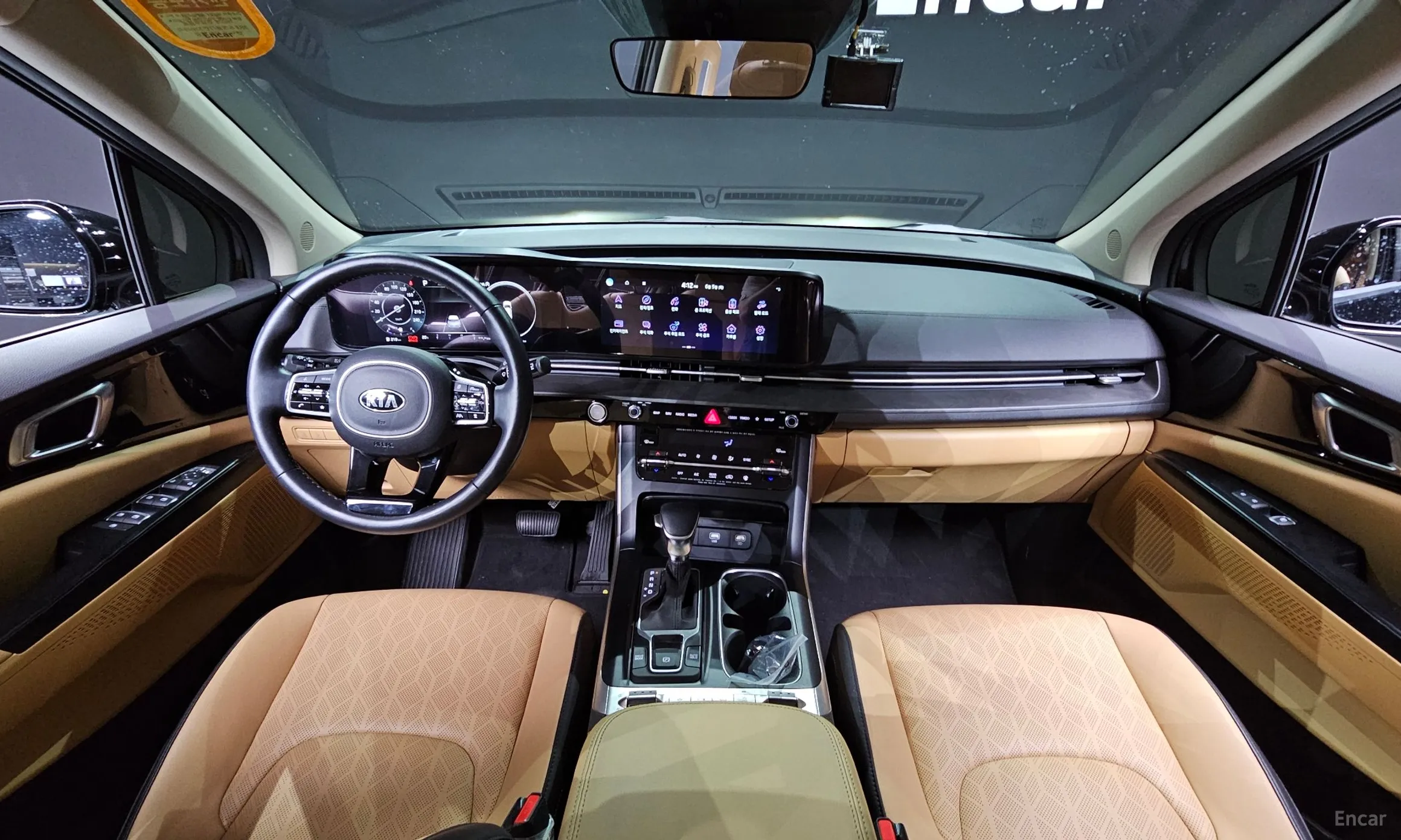 Kia Carnival Gen 4 превью 4