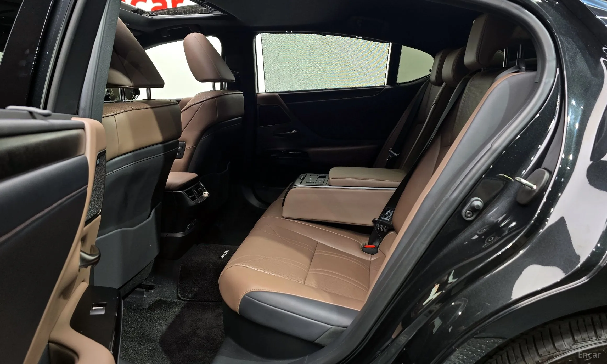 Lexus ES300h 7th Generation превью 12