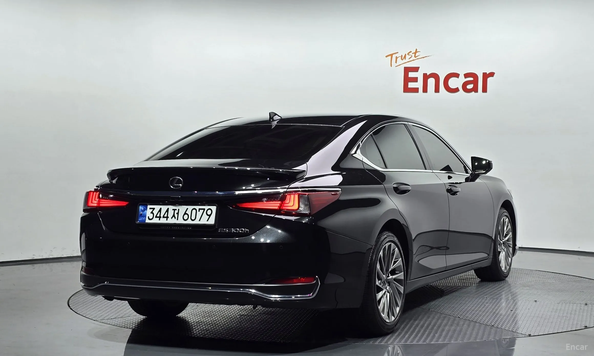 Lexus ES300h 7th Generation
