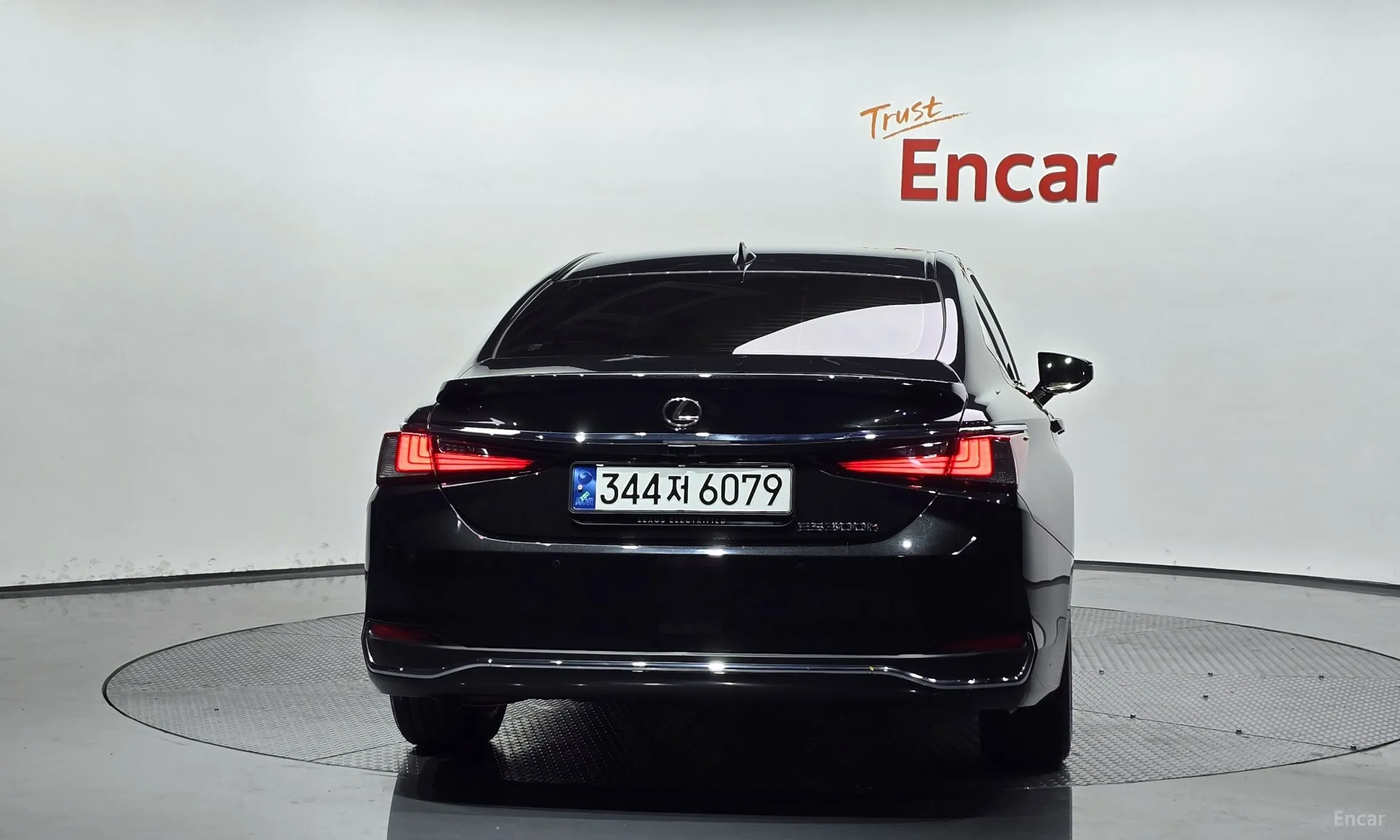 Lexus ES300h 7th Generation превью 4