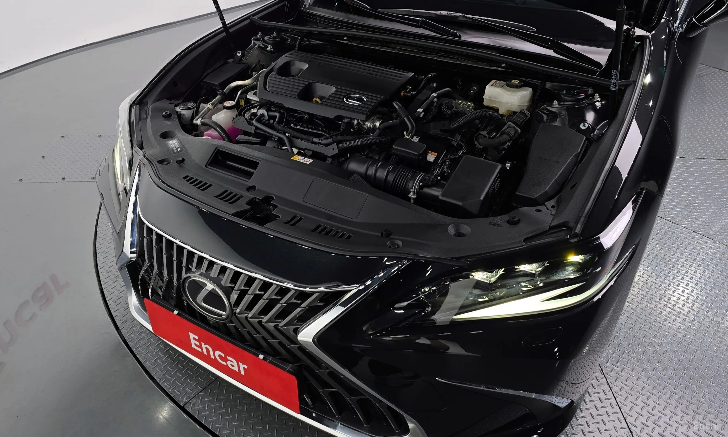 Lexus ES300h 7th Generation превью 6