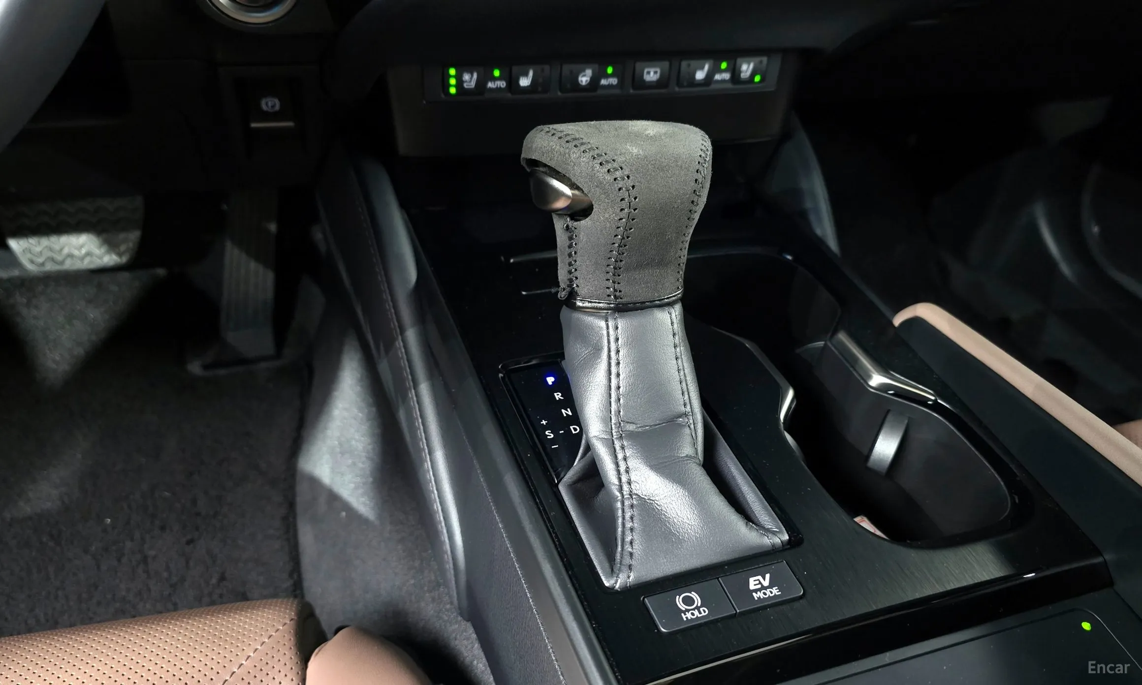 Lexus ES300h 7th Generation превью 9