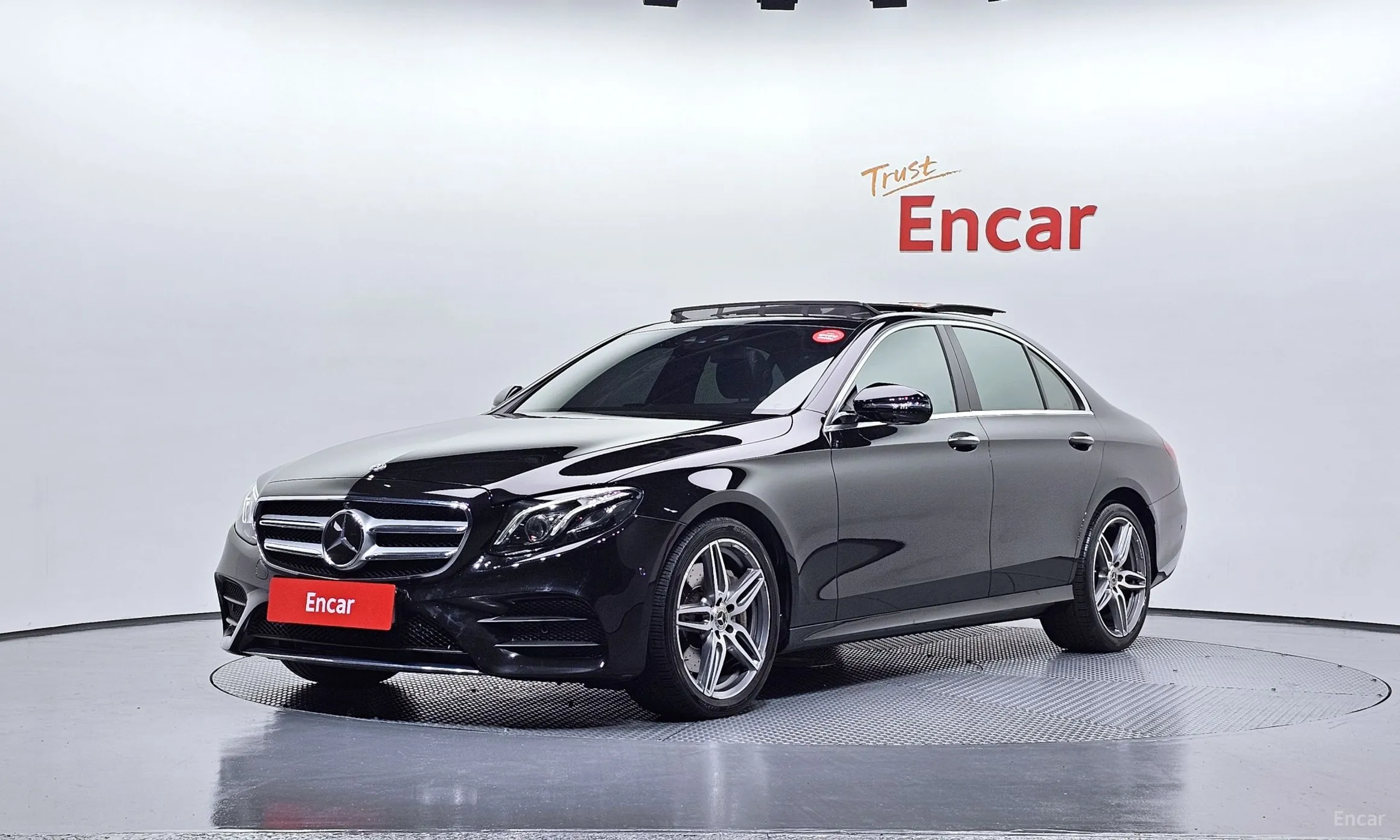 Mercedes Benz E-Class W213