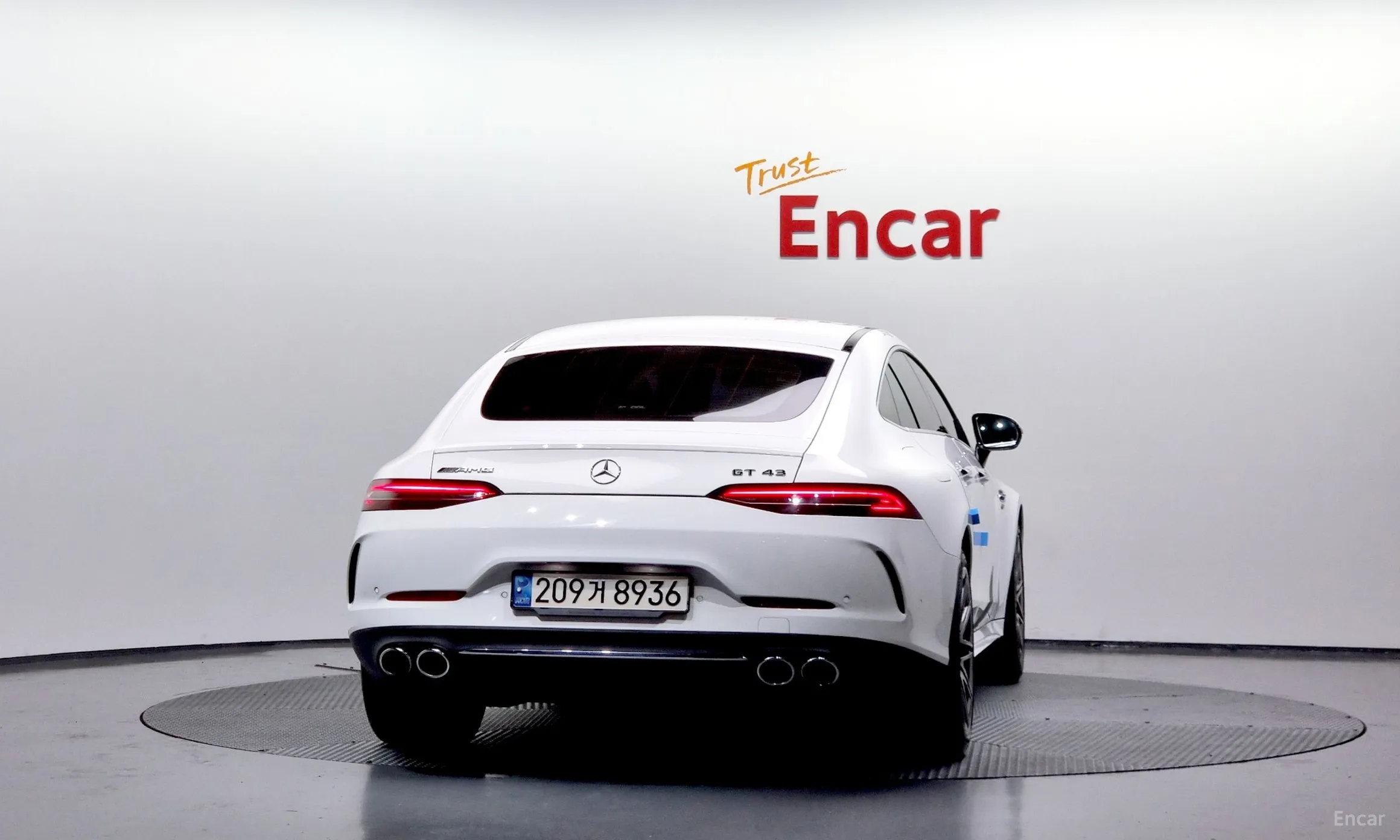 Mercedes Benz AMG GT превью 3
